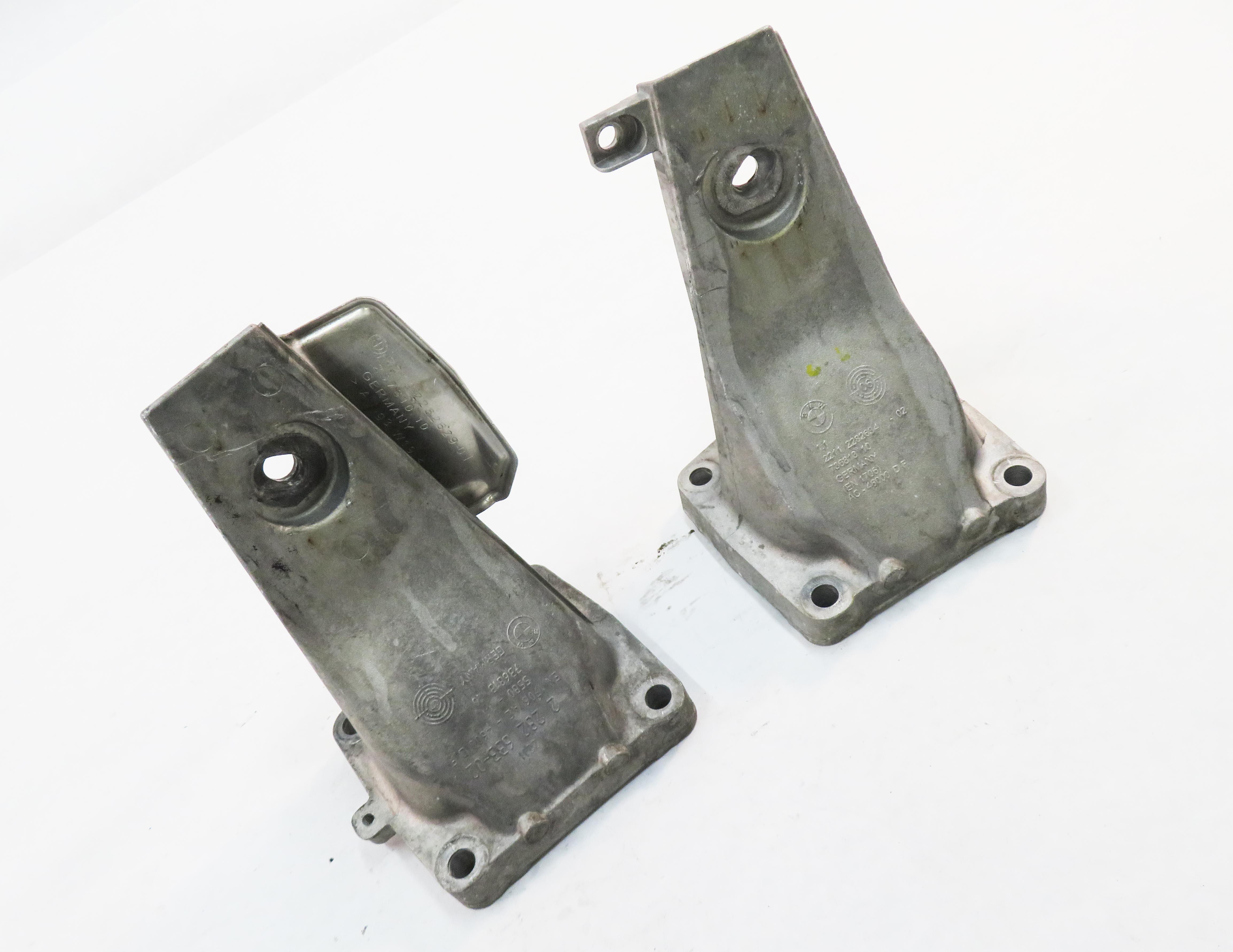 2008 BMW M5 ///M (E60) 5.0L S85 V10 LEFT & RIGHT ENGINE MOTOR MOUNT BRACKET SET — exact item pictured