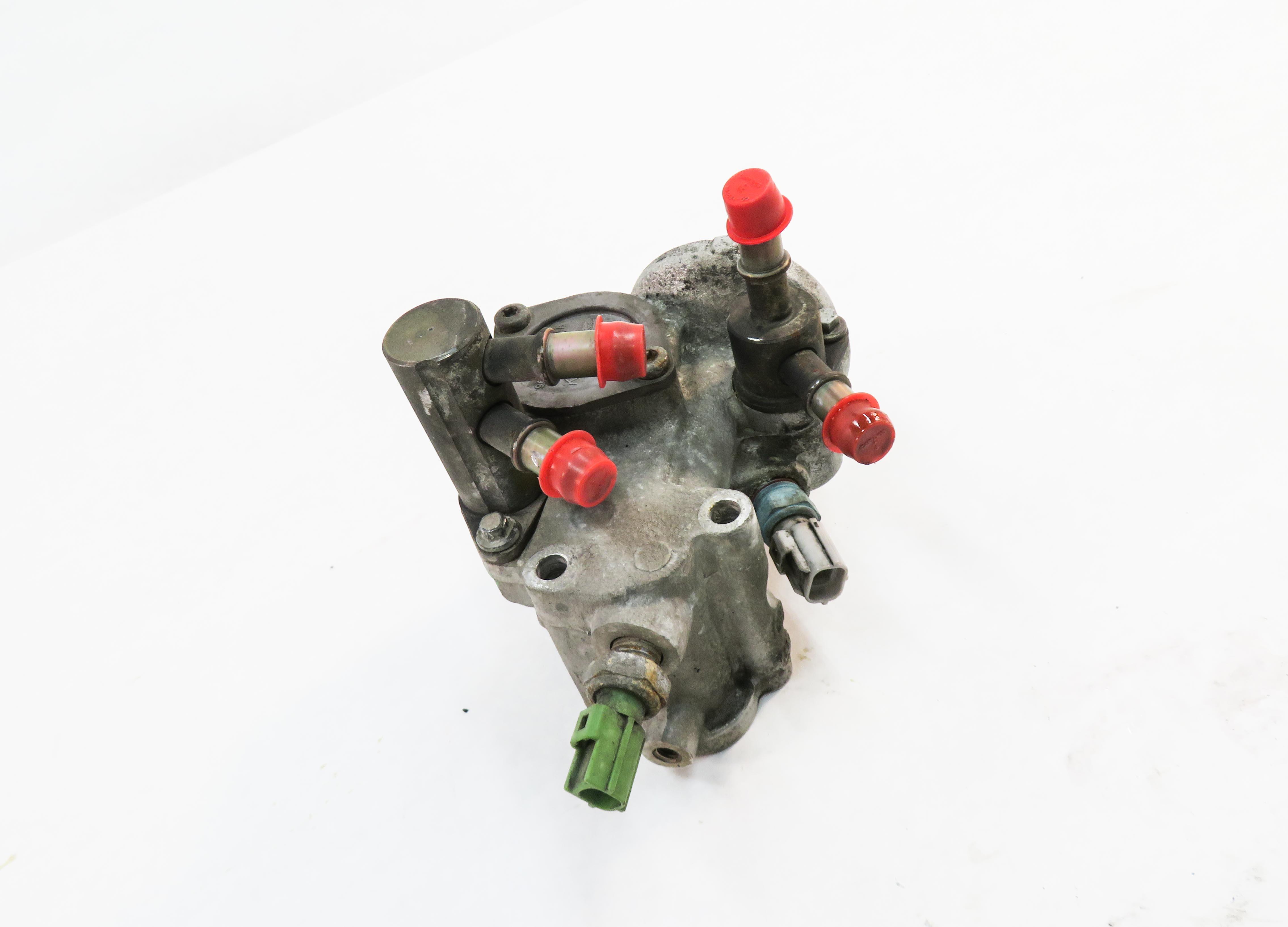 2007 RANGE ROVER SPORT (L320) 4.2L SUPERCHARGED ENGINE - OIL FILTER ADAPTER — exact item pictured