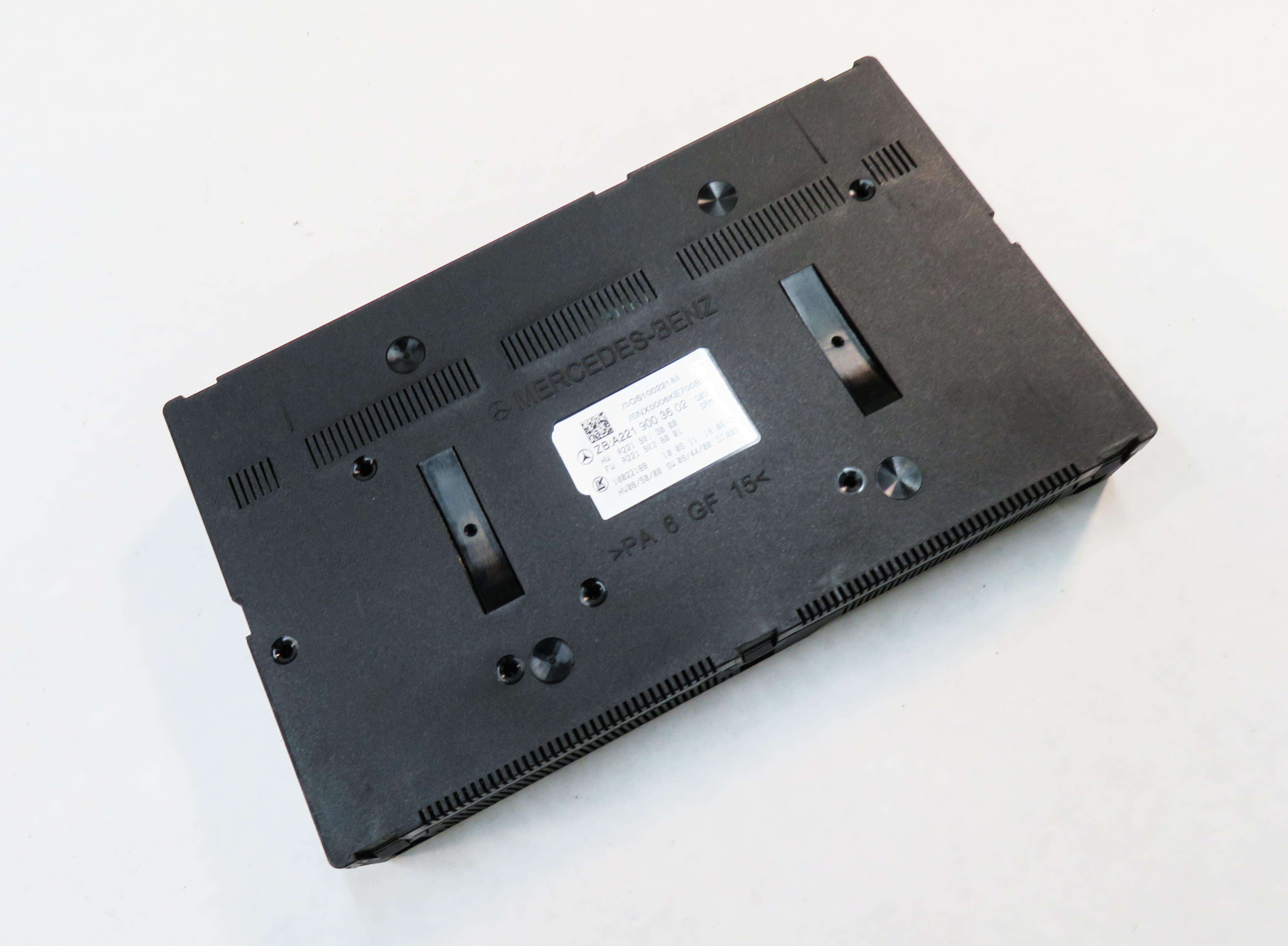 2012 MERCEDES S550 (W221) REAR SIGNAL ACQUISITION CONTROL MODULE SAM — exact item pictured