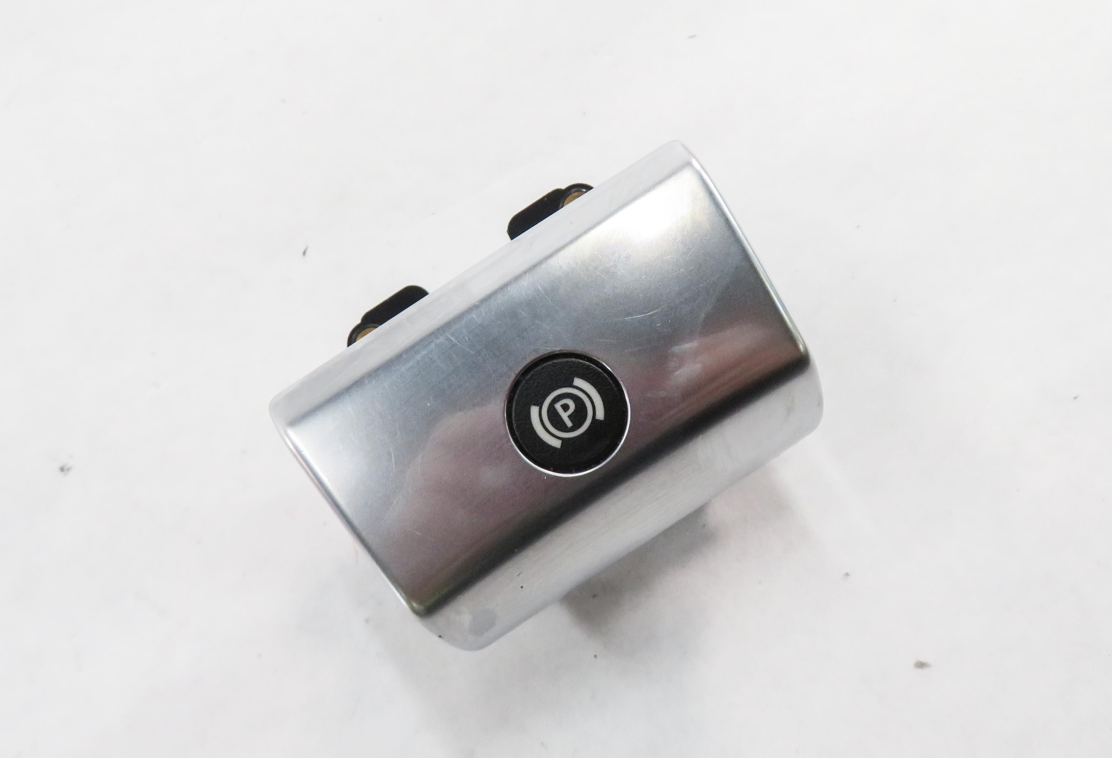 2010 RANGE ROVER (L322) EMERGENCY PARKING BRAKE SWITCH BUTTON — exact item pictured