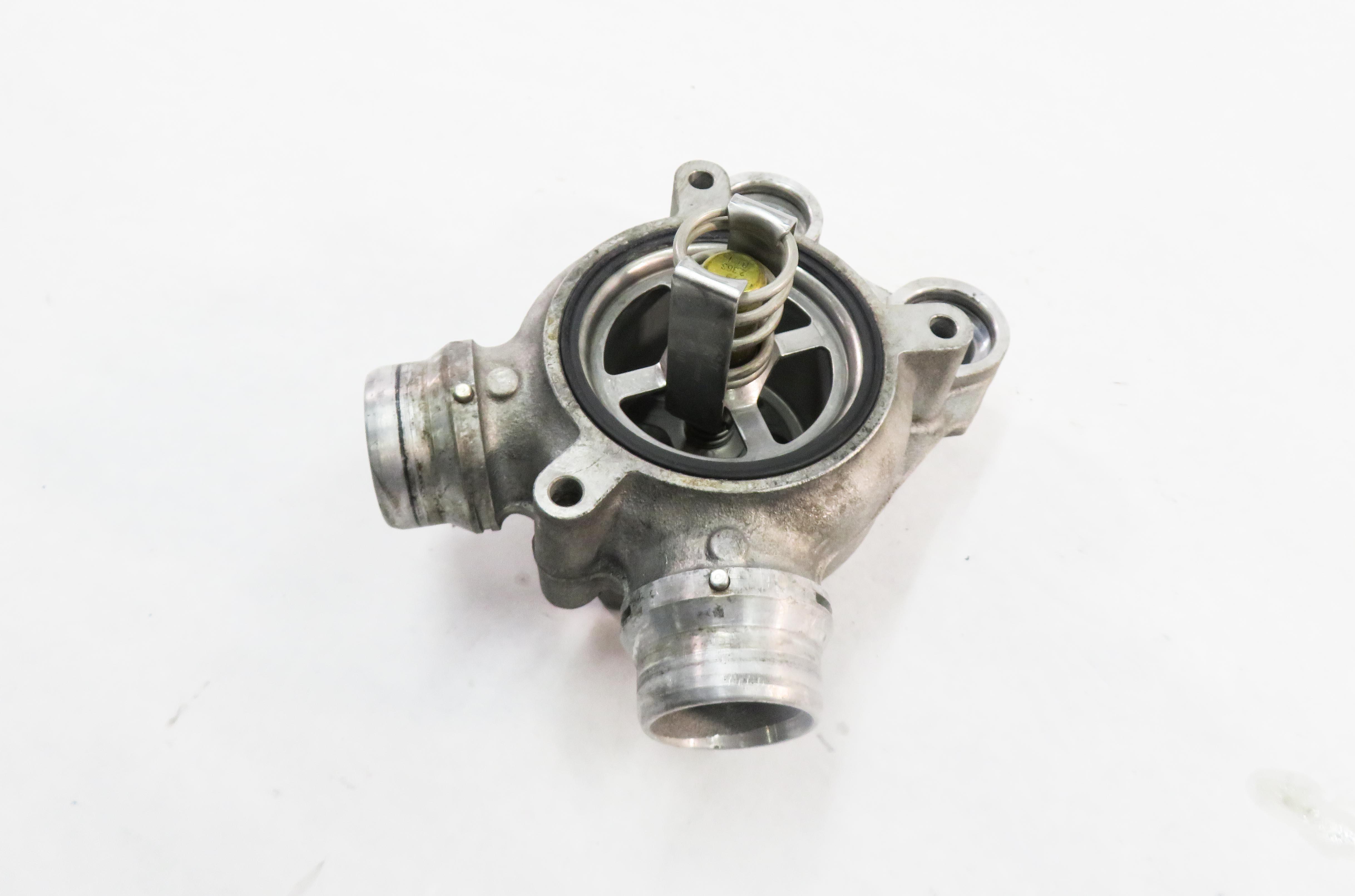 2008 BMW M6 ///M (E63) 5.0L S85 V10 ENGINE - THERMOSTAT HOUSING — exact item pictured