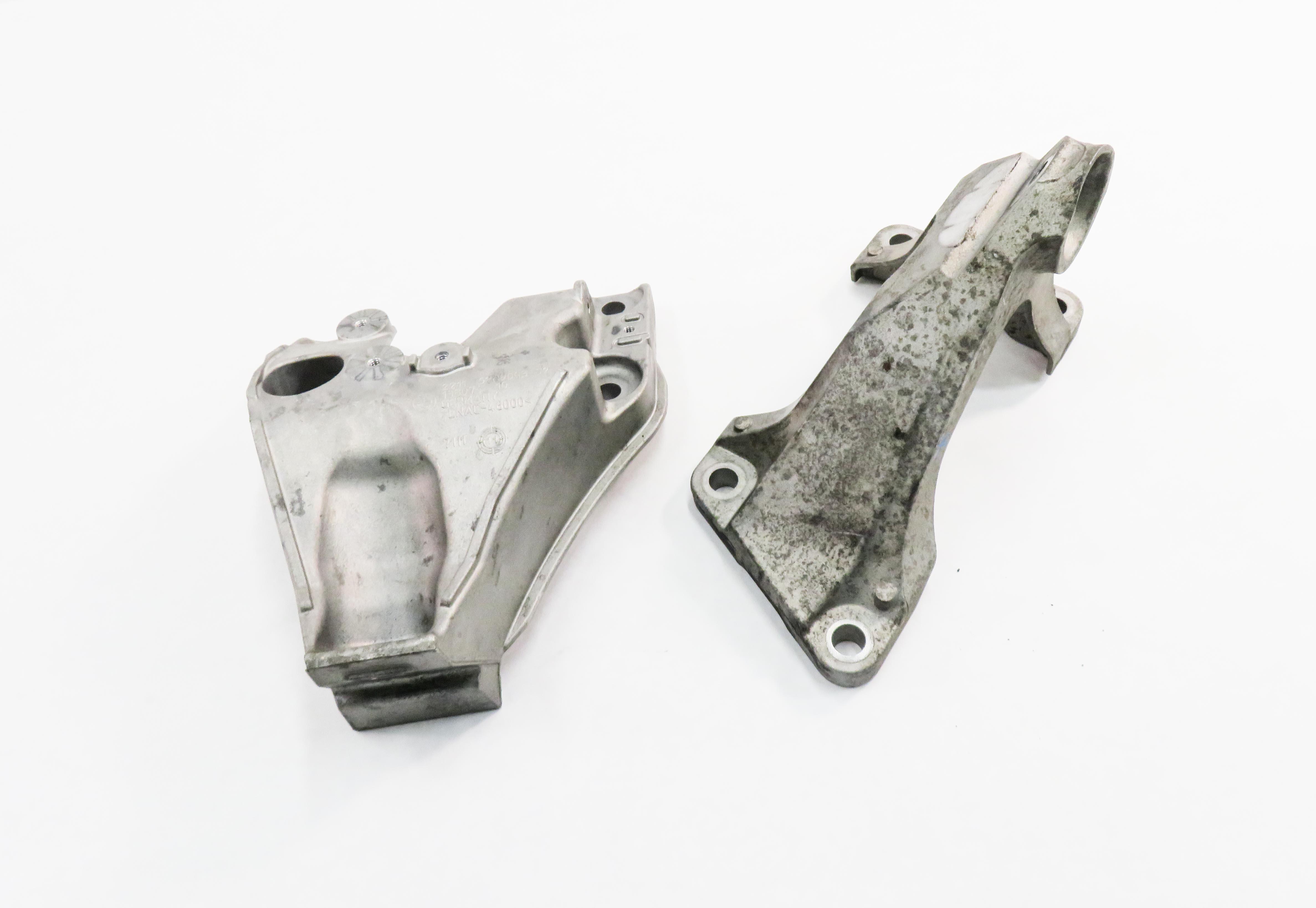 2013 BMW ACTIVEHYBRD-3 (F30) 3.0L N55 ENGINE - MOTOR MOUNT BRACKET SET-2 — exact item pictured