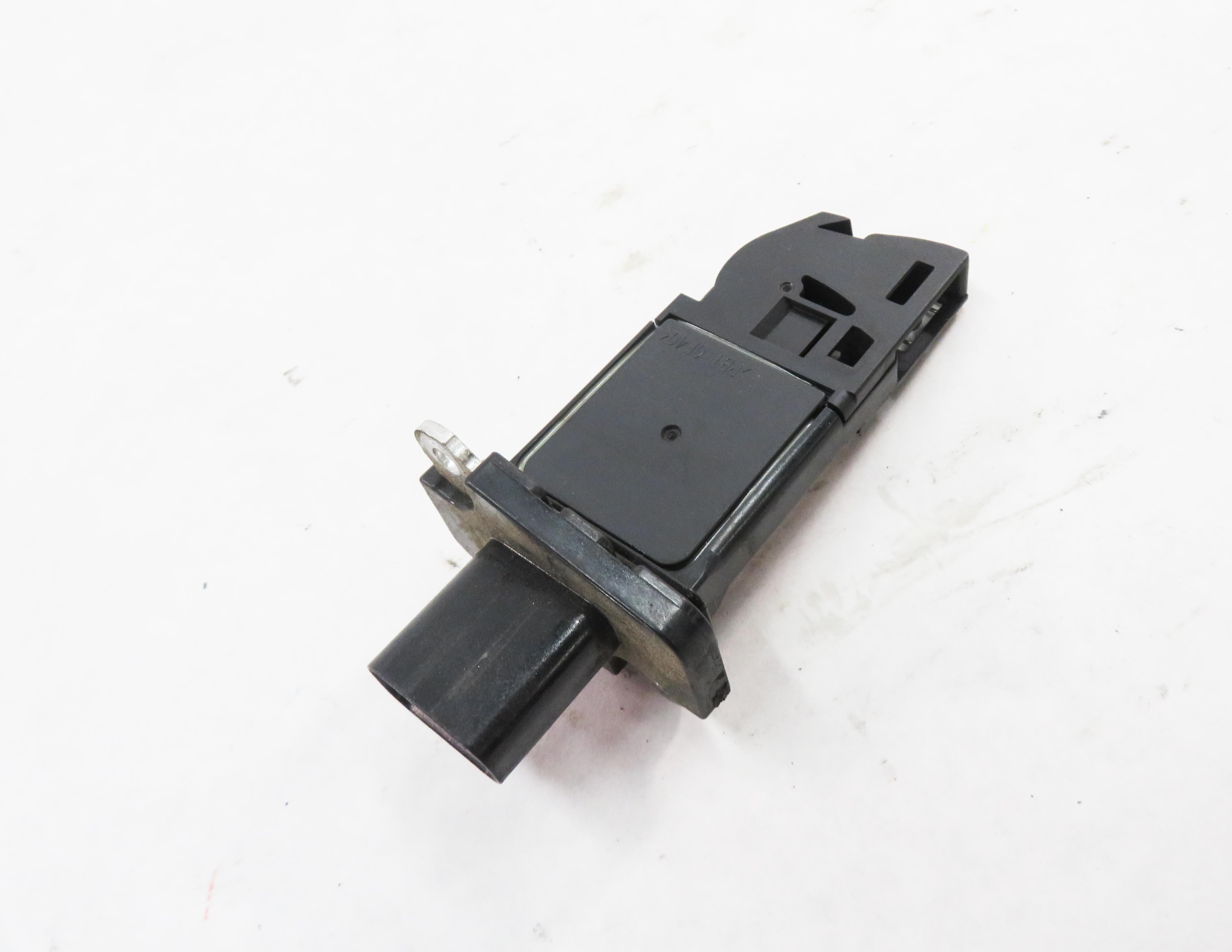 12-17 LAND ROVER LR2 EVOQUE DISCOVERY (L538 L550) 2.0L MASS AIR FLOW SENSOR MAF — exact item pictured