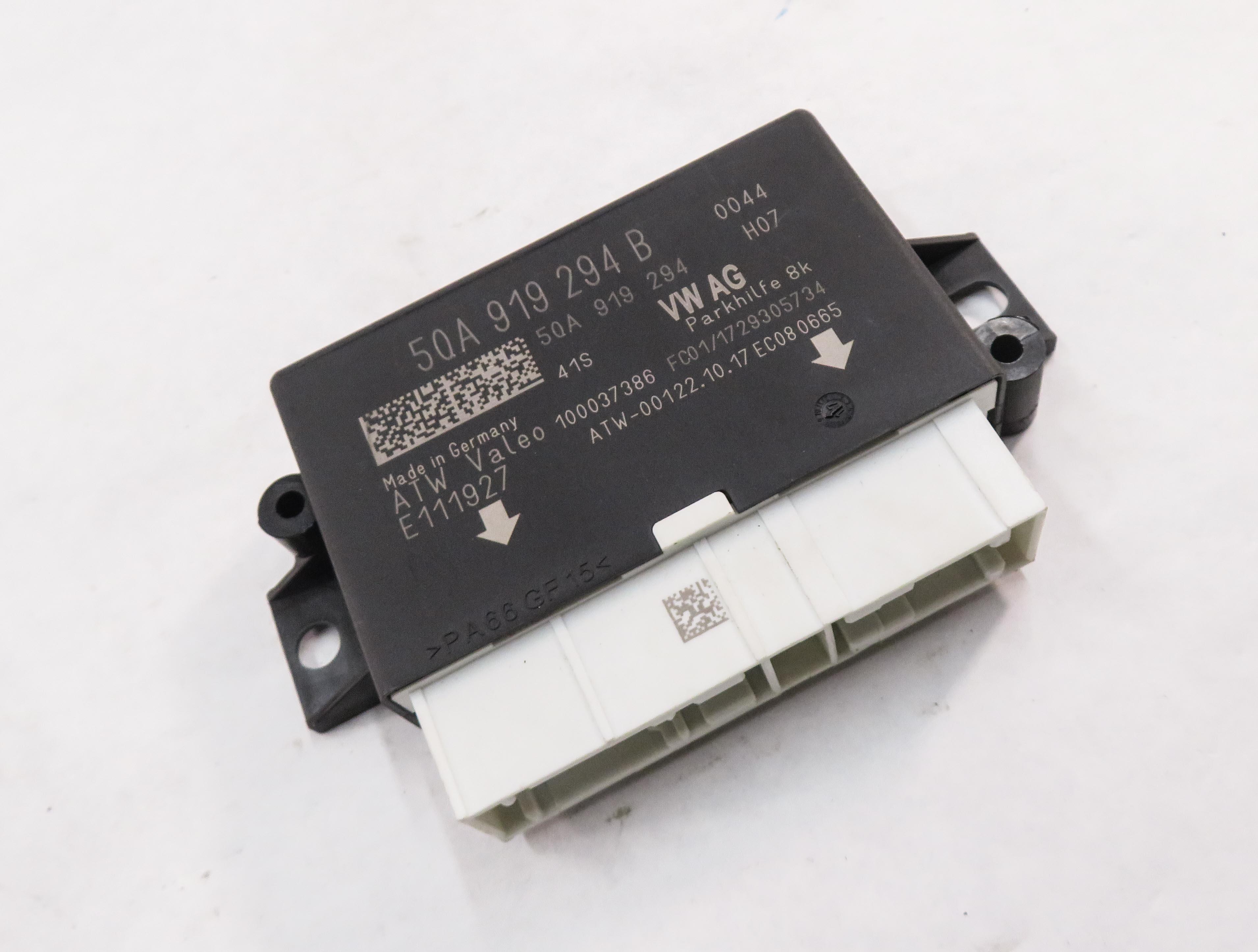 2017-2018 AUDI A3 S3 RS3 (8V 8VF) PDC PARK DISTANCE SENSOR CONTROL MODULE — exact item pictured