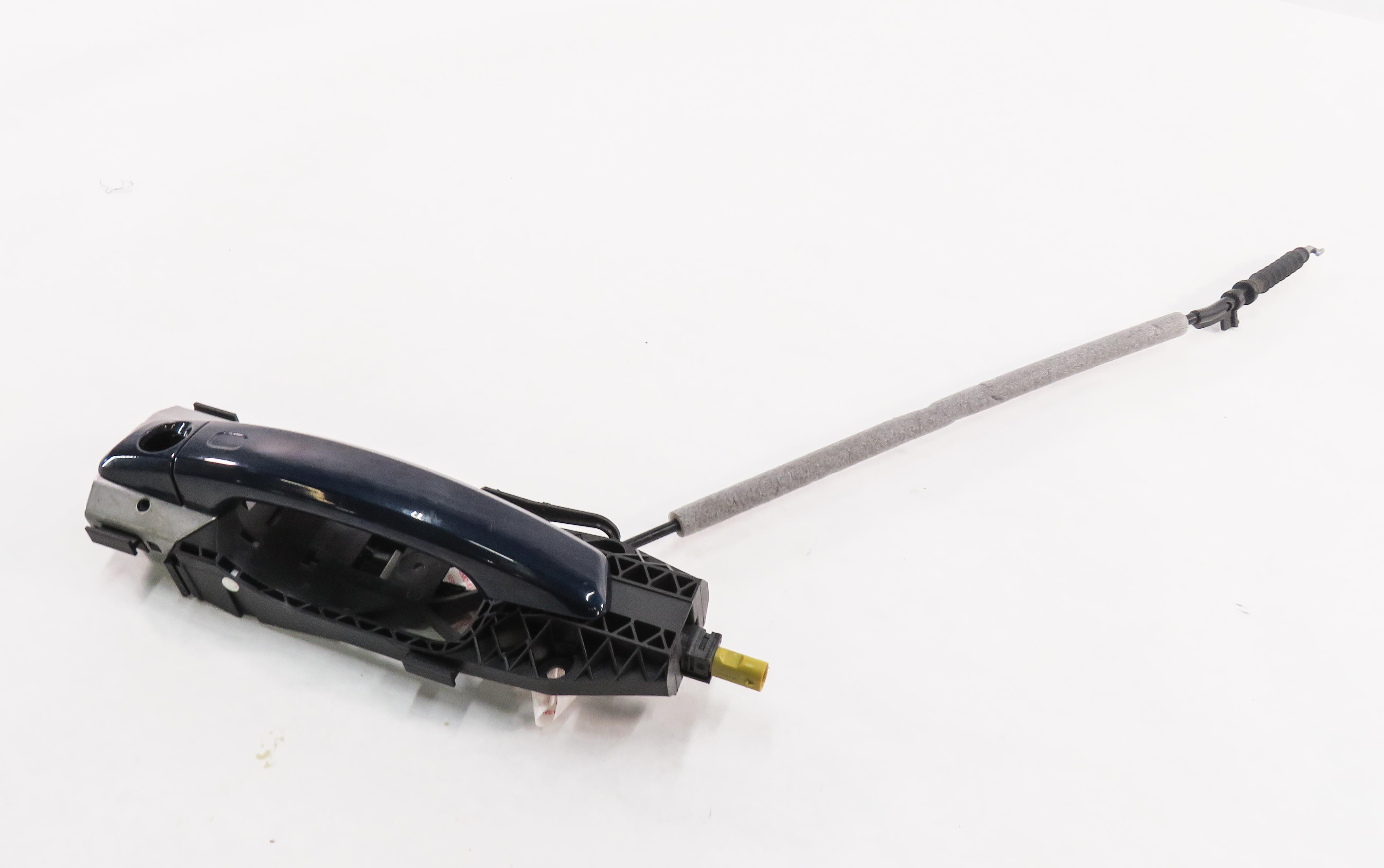 15-18 AUDI A3 S3 RS3 TT (8V MK3) LEFT FRONT DRIVER KEYLESS DOOR HANDLE (BLUE) — exact item pictured