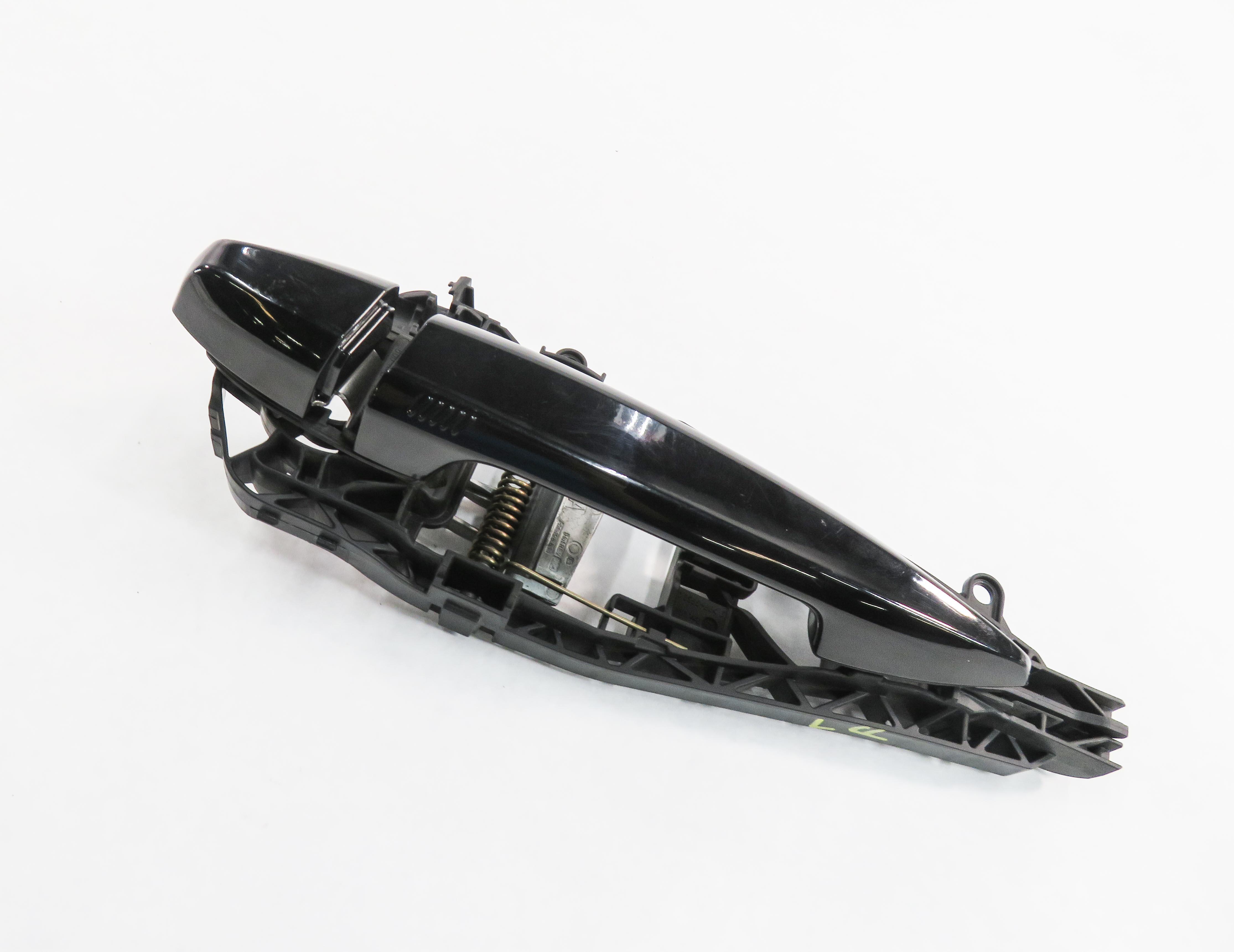 14-21 BMW X1 X2 X5 X6 (F15 F16 F39 F48) LEFT FRONT COMFORT DOOR HANDLE (BLACK) — exact item pictured