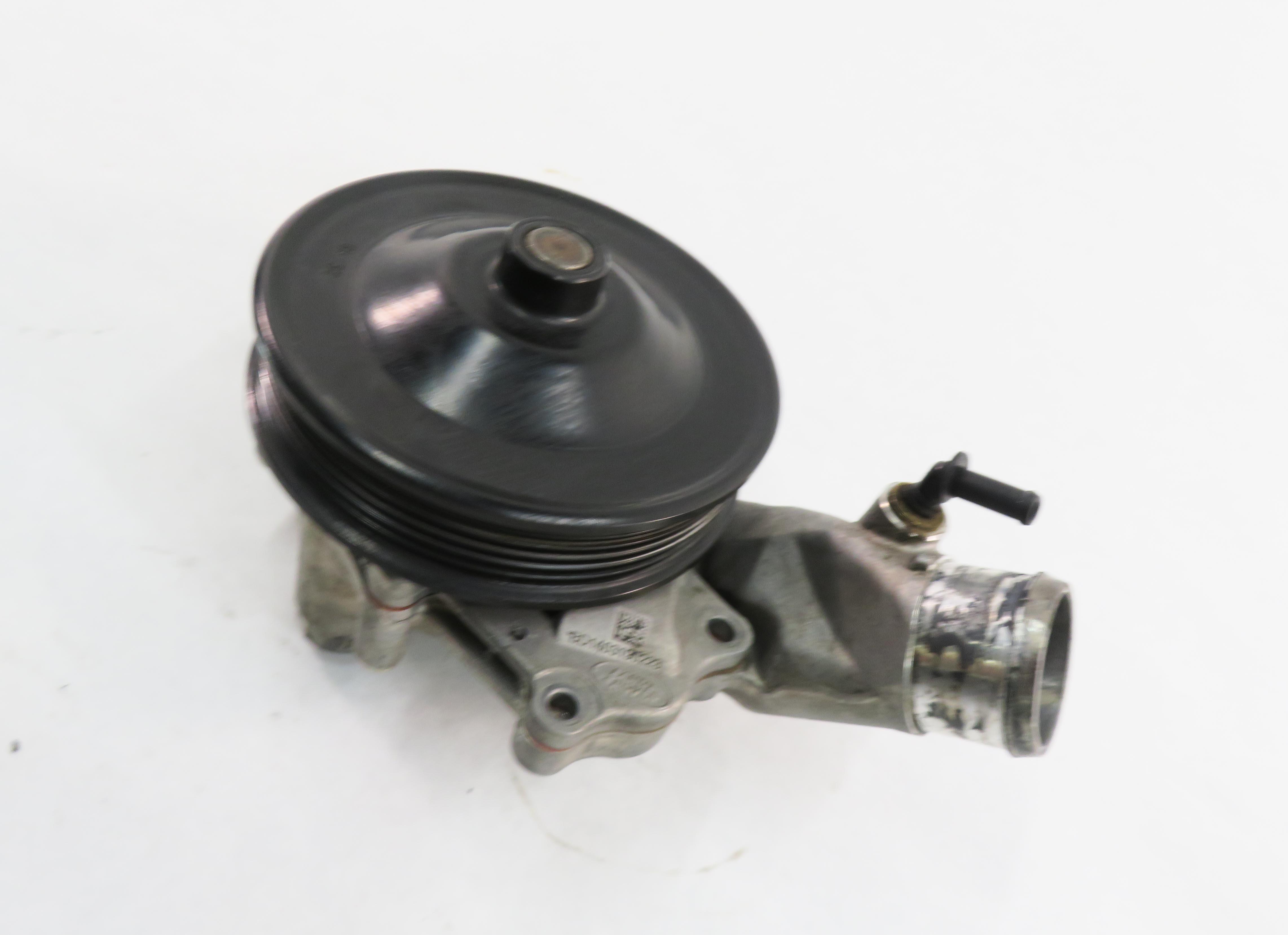 2010-2017 LR4 / RANGE ROVER SPORT (L320 L322 L494 L404) 3.0L / 5.0L - WATER PUMP — exact item pictured