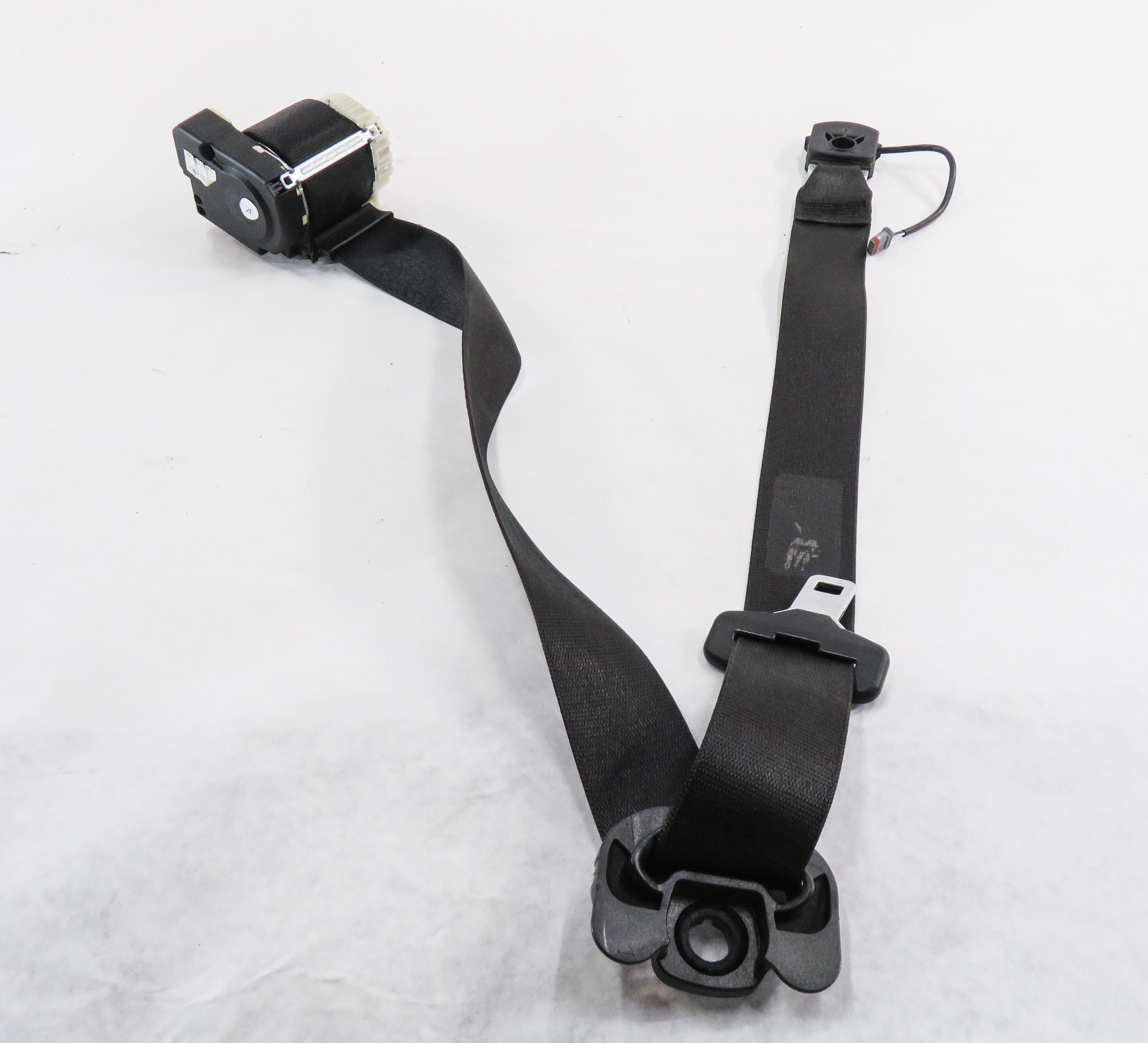 2010-2012 RANGE ROVER (L322) RIGHT FRONT PASSENGER SEATBELT RETRACTOR (BLACK) — exact item pictured