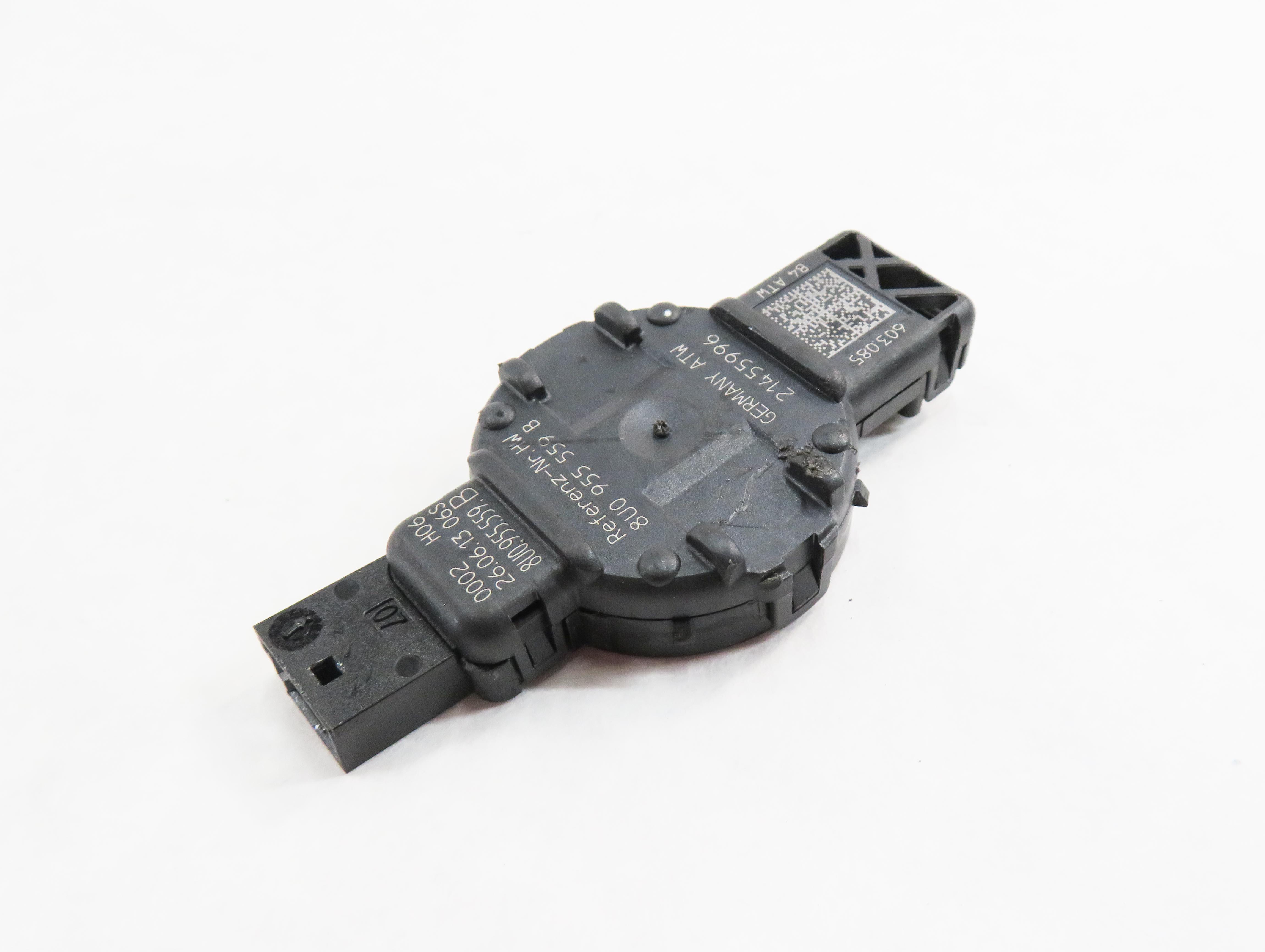 2014 AUDI A4 (B8 8K) RAIN WATER SOLAR LIGHT SENSOR RLS — exact item pictured