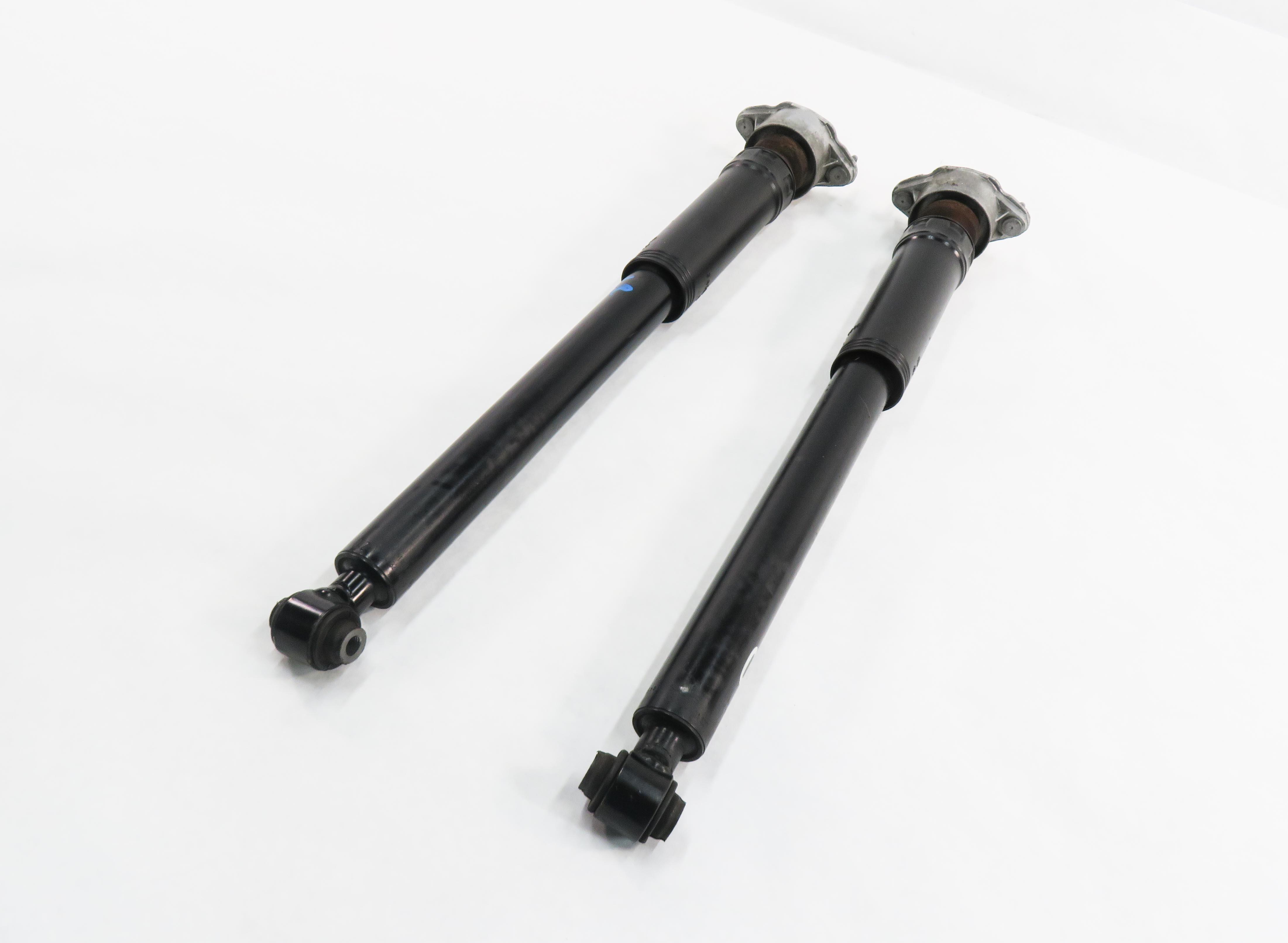 2013 MERCEDES C250 (W204) LEFT & RIGHT REAR SUSPENSION SHOCK STRUT SET-2 — exact item pictured