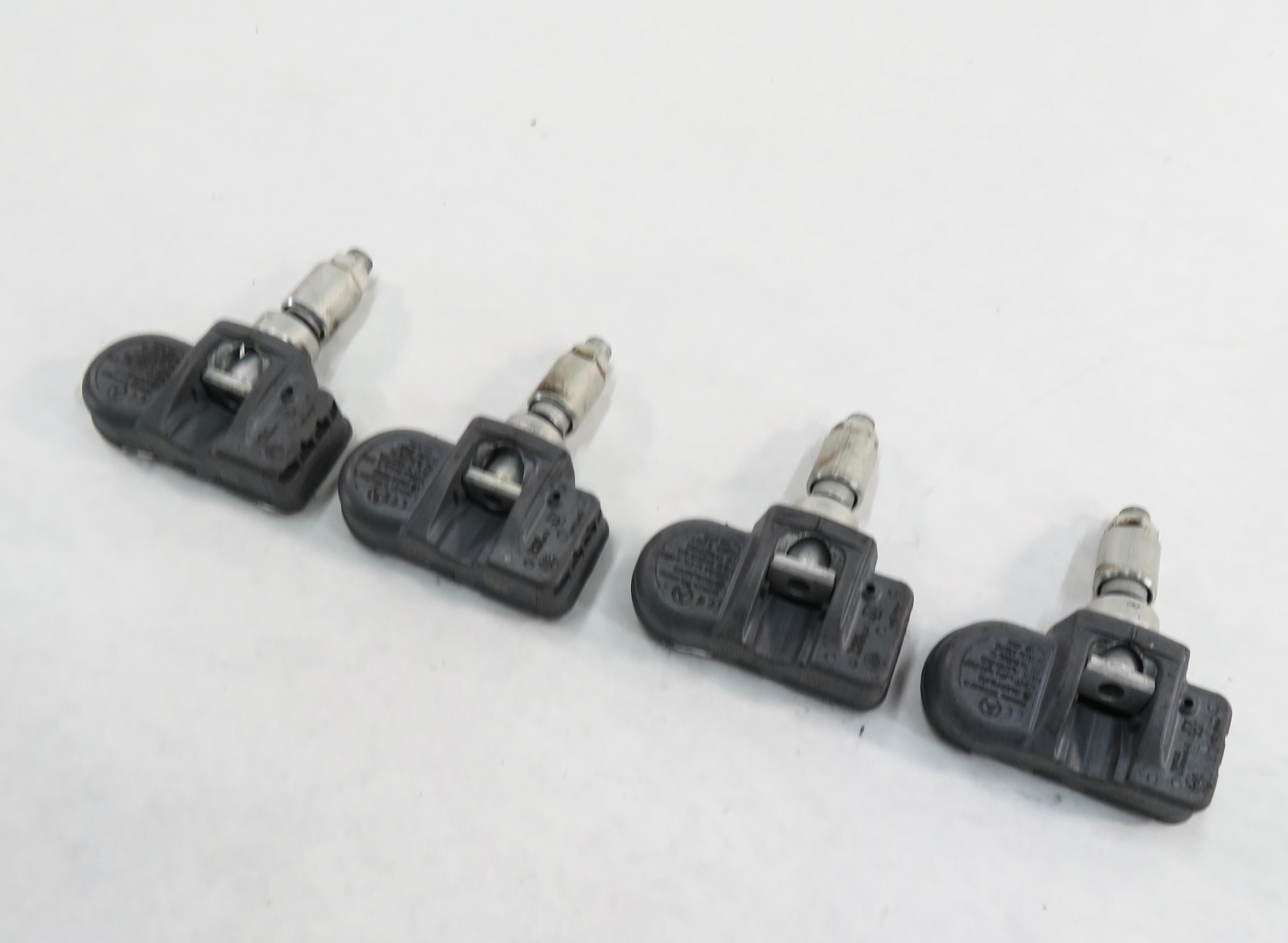 2013 MERCEDES C250 (W204) TPMS TIRE AIR PRESSURE SENSOR SET-4 — exact item pictured