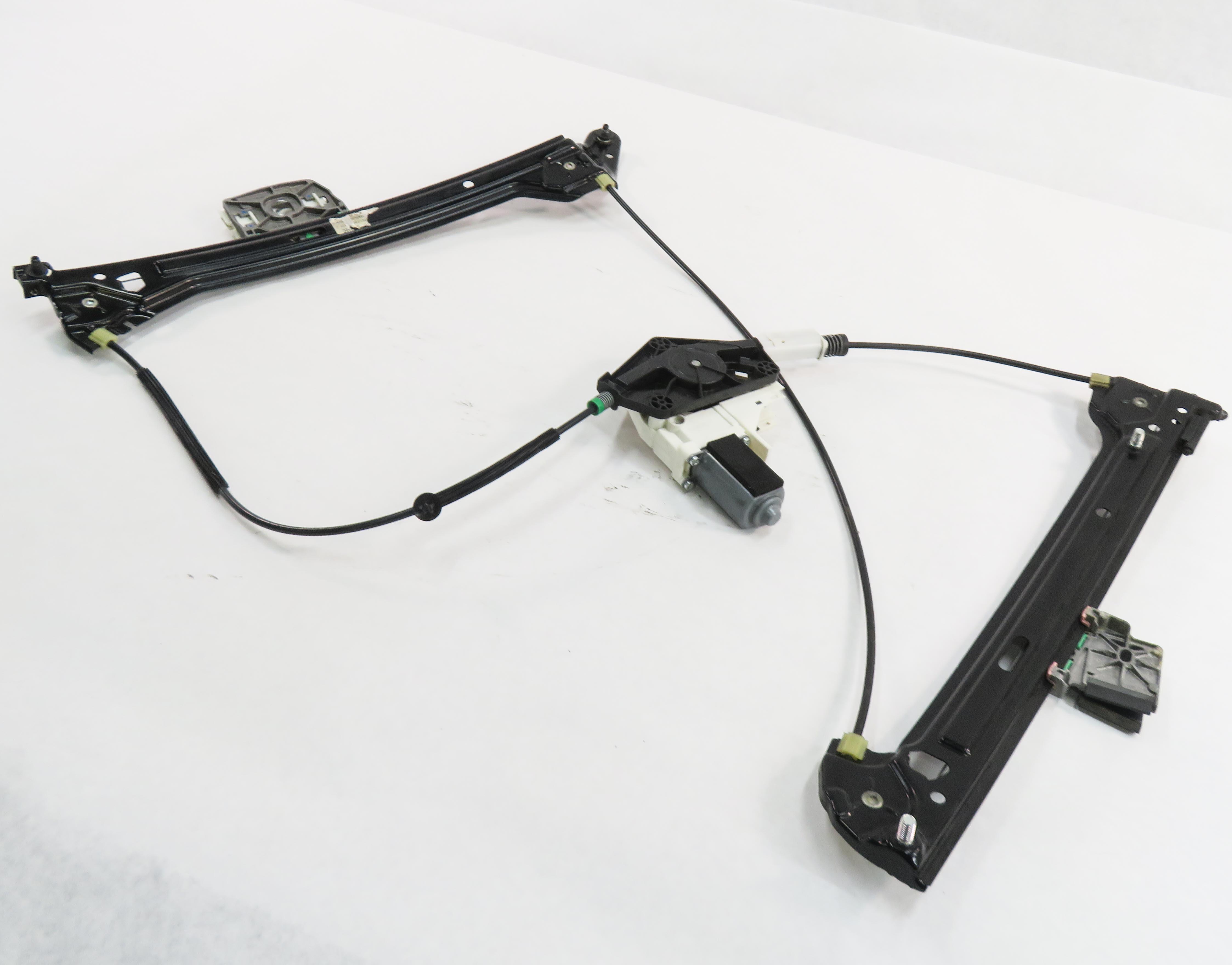 2014 AUDI S5 (B8 8T) RIGHT FRONT PASSENGER DOOR WINDOW REGULATOR w/ MOTOR — exact item pictured