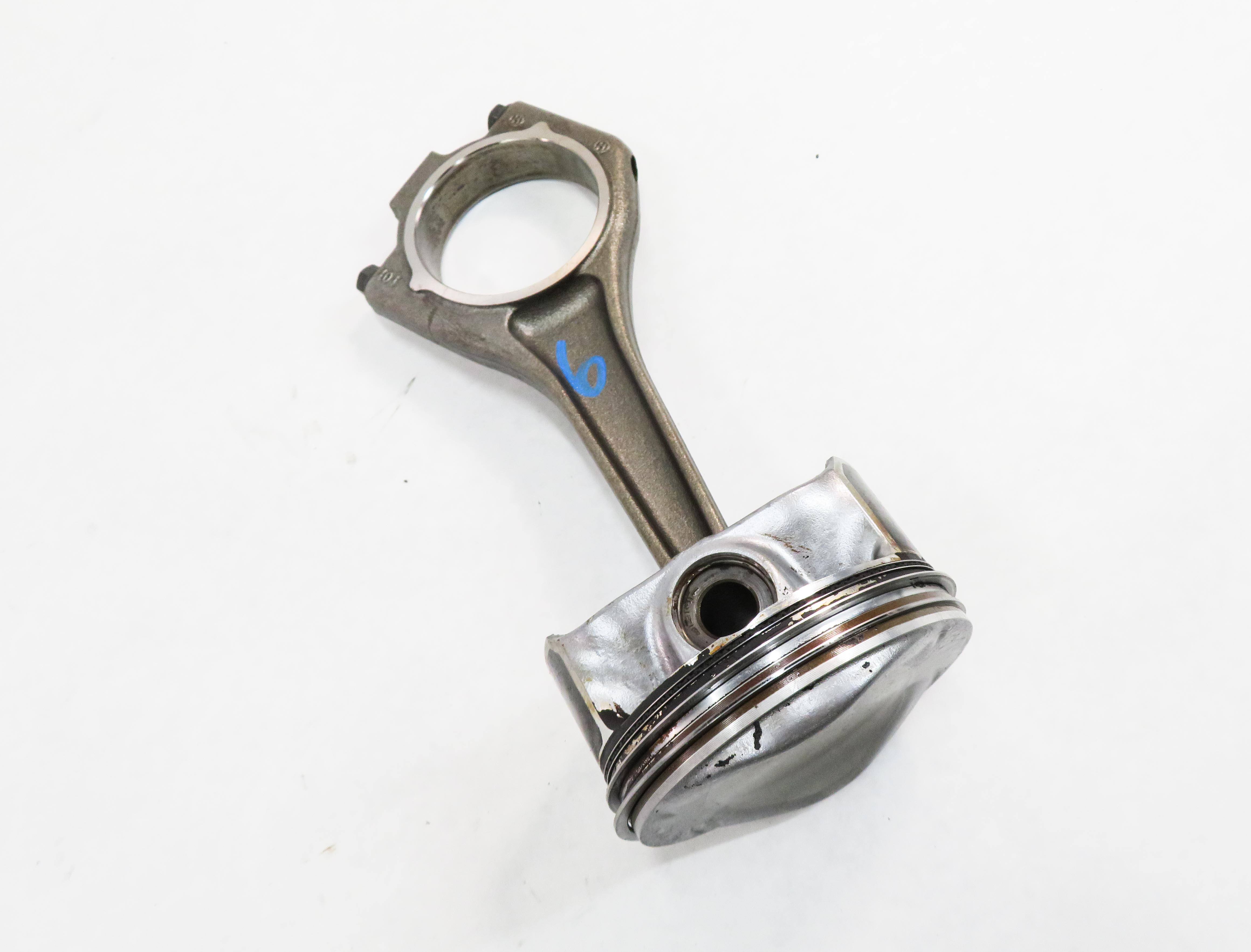 2012 RANGE ROVER SPORT (L320) 5.0L AJ133 V8 ENGINE - RIGHT PISTON w/ ROD — exact item pictured