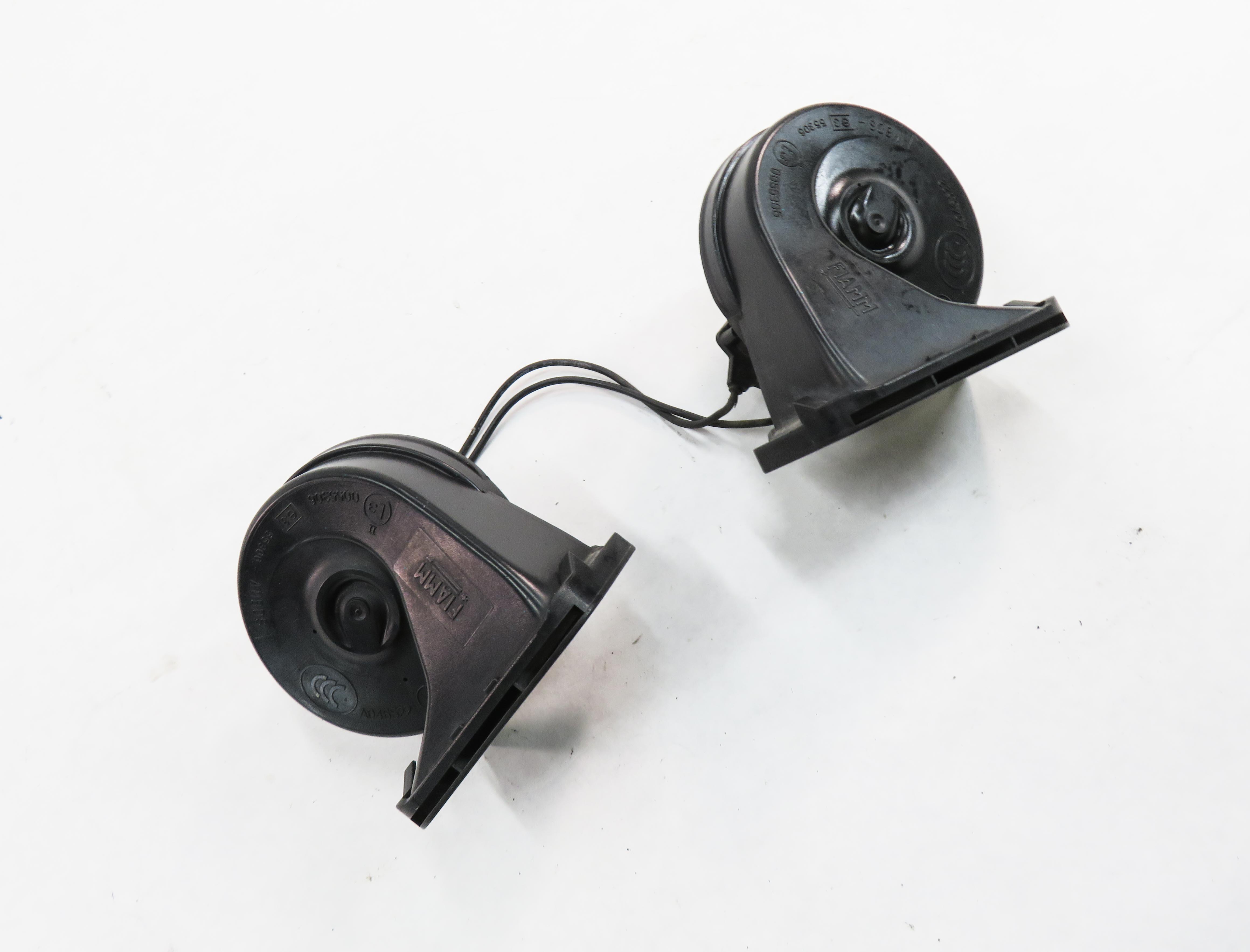 2010-2016 LAND ROVER LR4 - RANGE ROVER SPORT (L320) HIGH & LOW TONE HORN SET-2 — exact item pictured