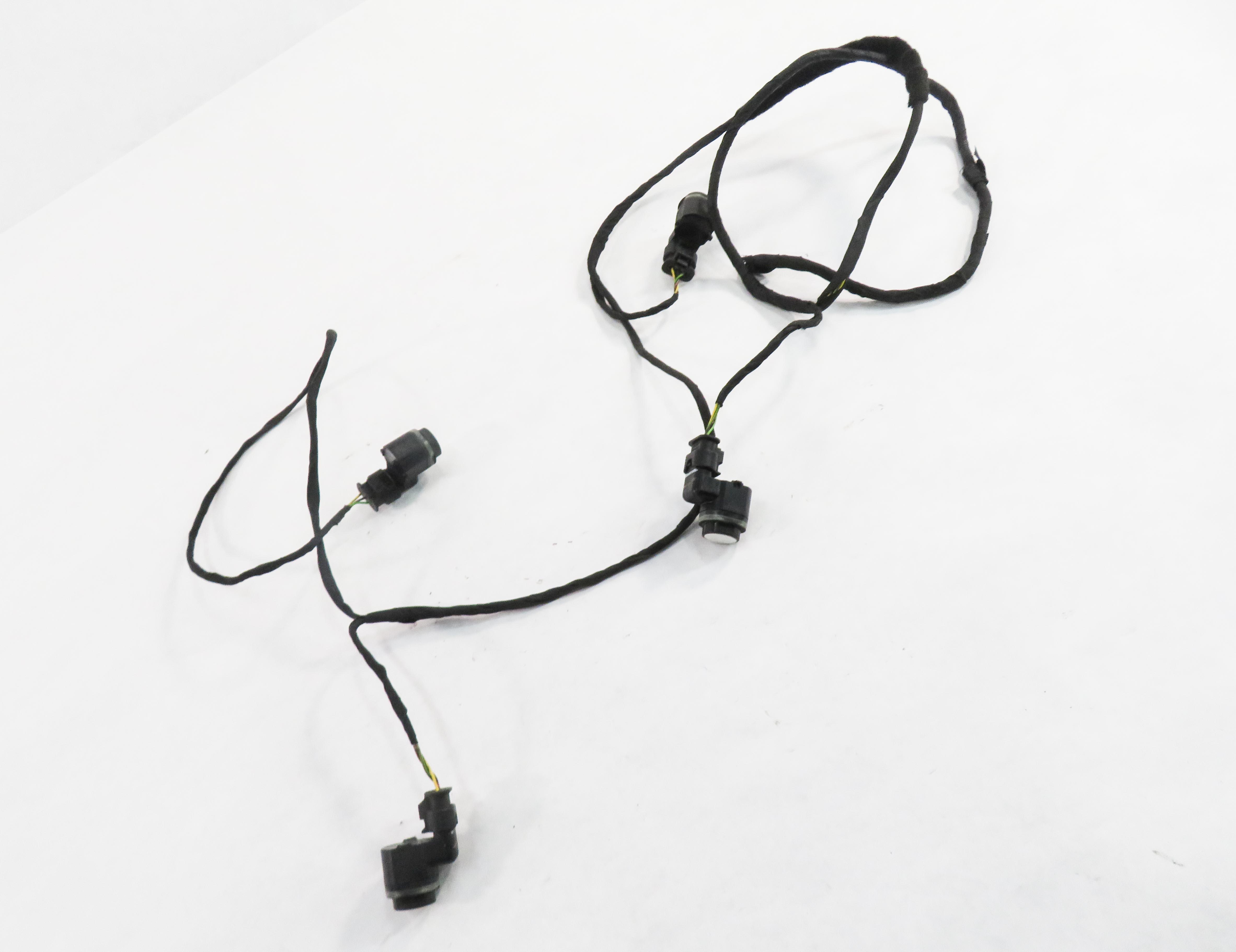 2011 BMW 535i (F10) REAR PDC PARK DISTANCE SENSOR SET w/ HARNESS (ALPINE WHITE) — exact item pictured