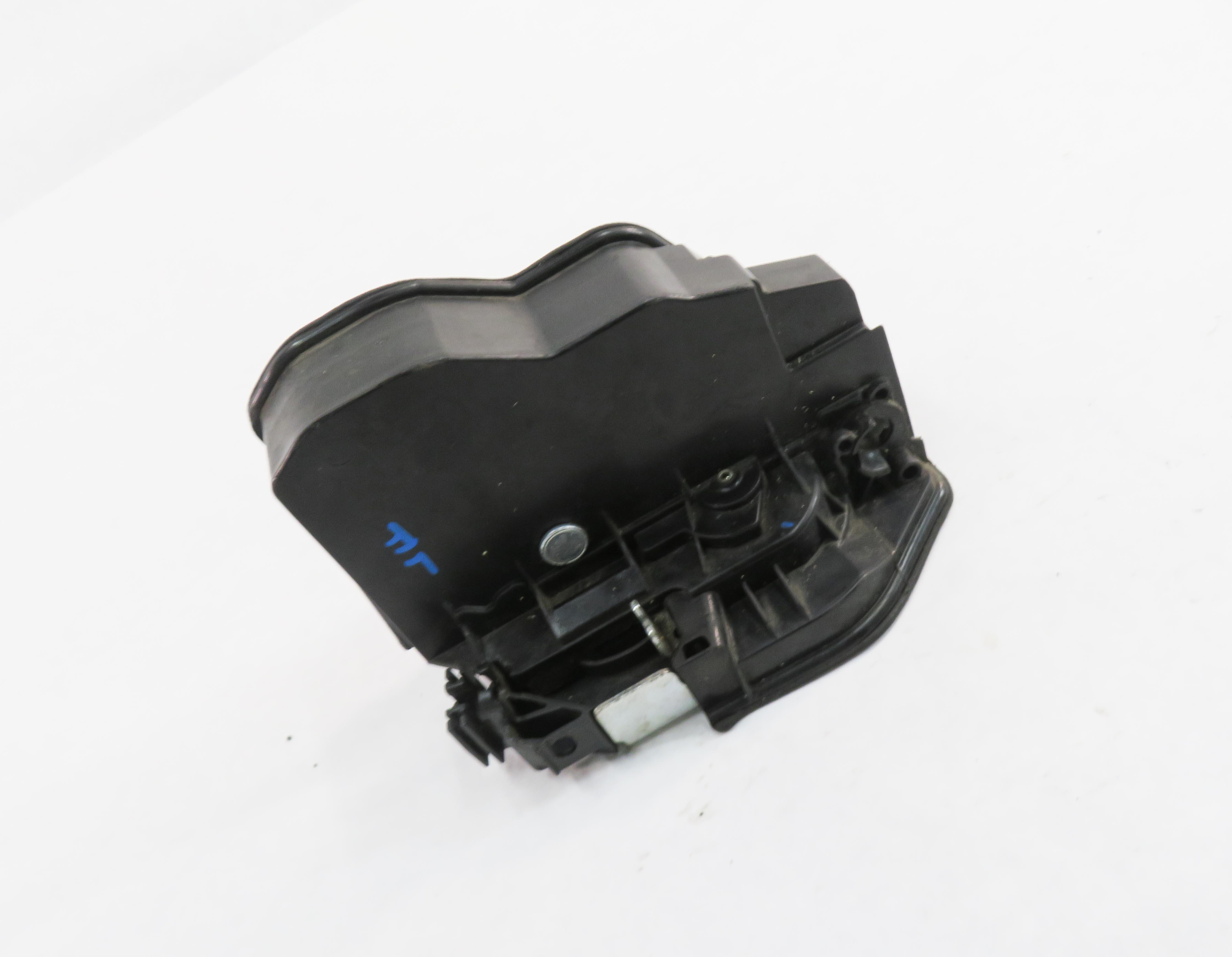 2004 BMW Z4 (E85) LEFT FRONT DRIVER DOOR LOCK LATCH ACTUATOR MOTOR — exact item pictured