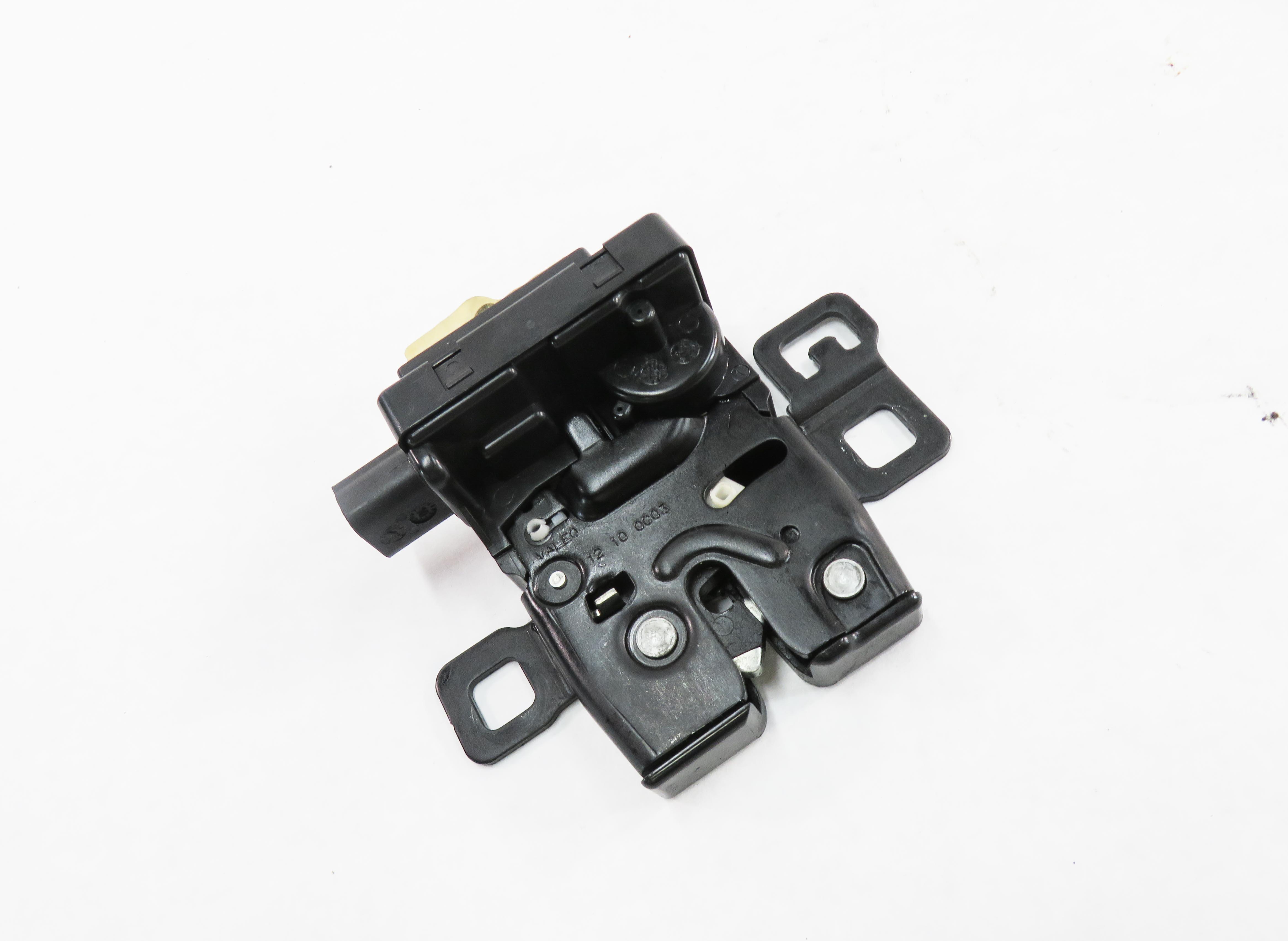 2010 RANGE ROVER SPORT (L320) REAR TRUNK GLASS LOCK LATCH ACTUATOR — exact item pictured