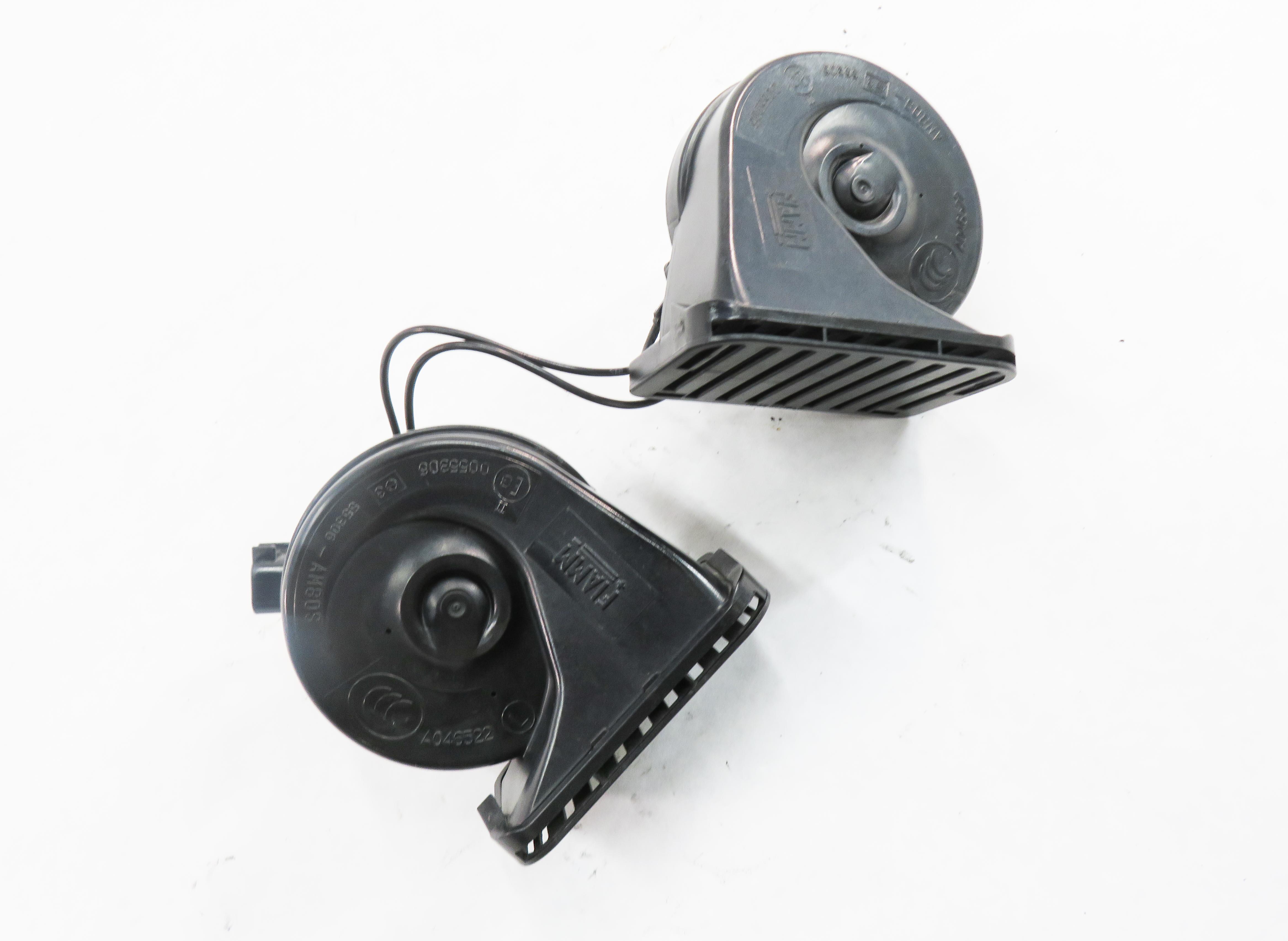 2010-2016 RANGE ROVER SPORT / LR4 HIGH & LOW TONE SAFETY HORN SET-2 — exact item pictured