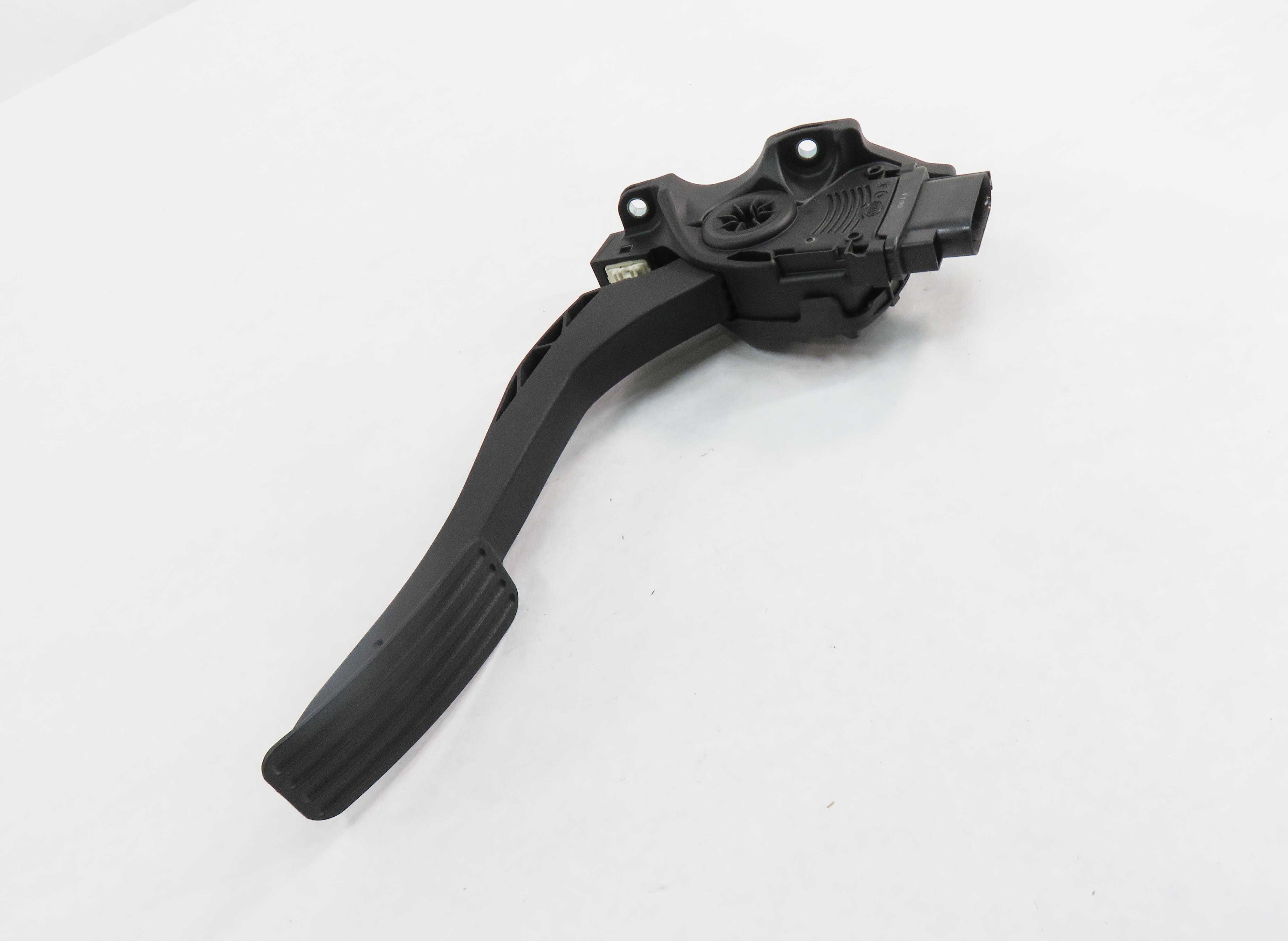 2010 RANGE ROVER SPORT (L320) GAS PEDAL FUEL THROTTLE ACCELERATOR FOOT PEDAL — exact item pictured