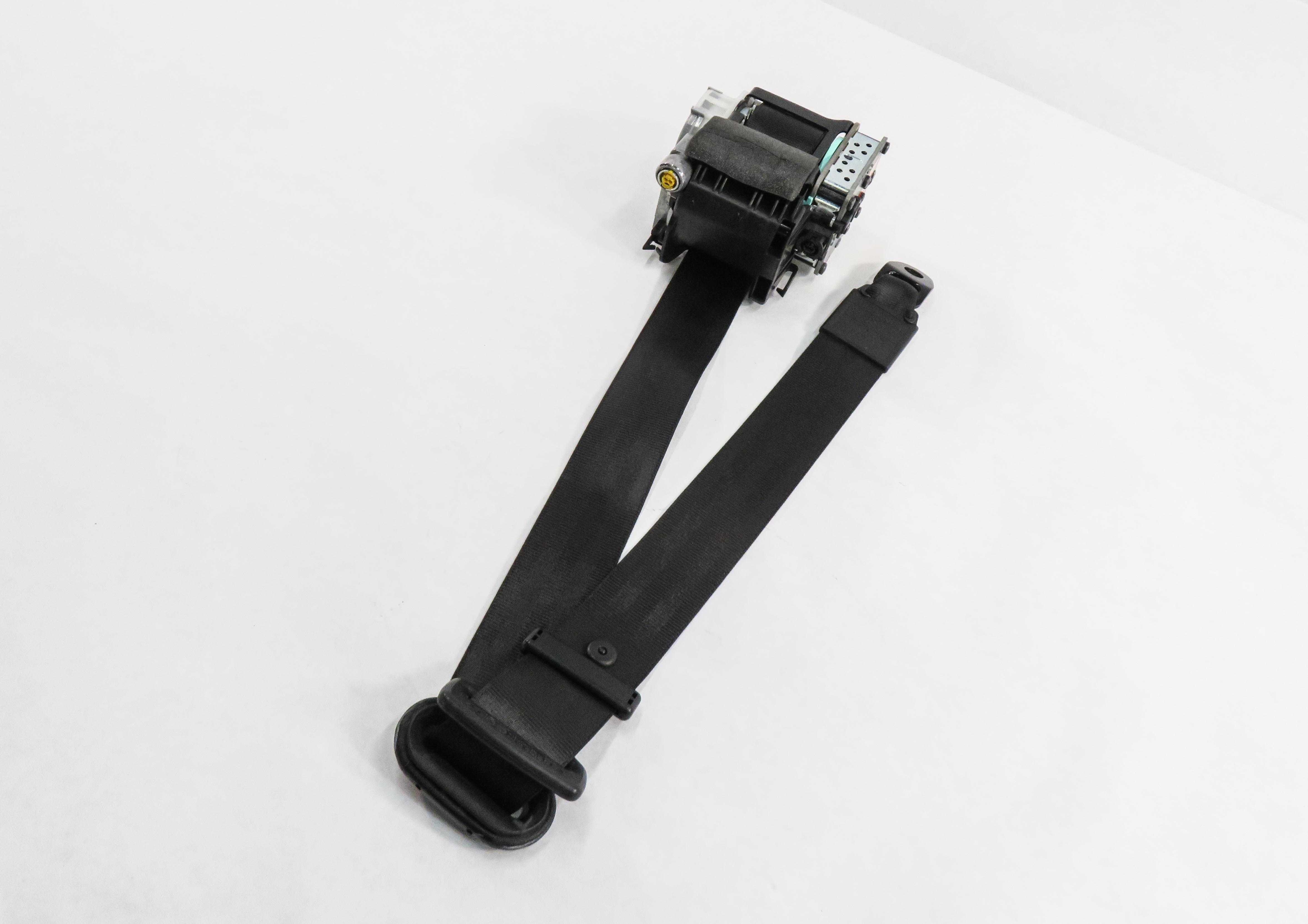 2008-2017 AUDI A5 S5 (B8 8T) COUPE LEFT FRONT DRIVER SEATBELT RETRACTOR (BLACK) — exact item pictured