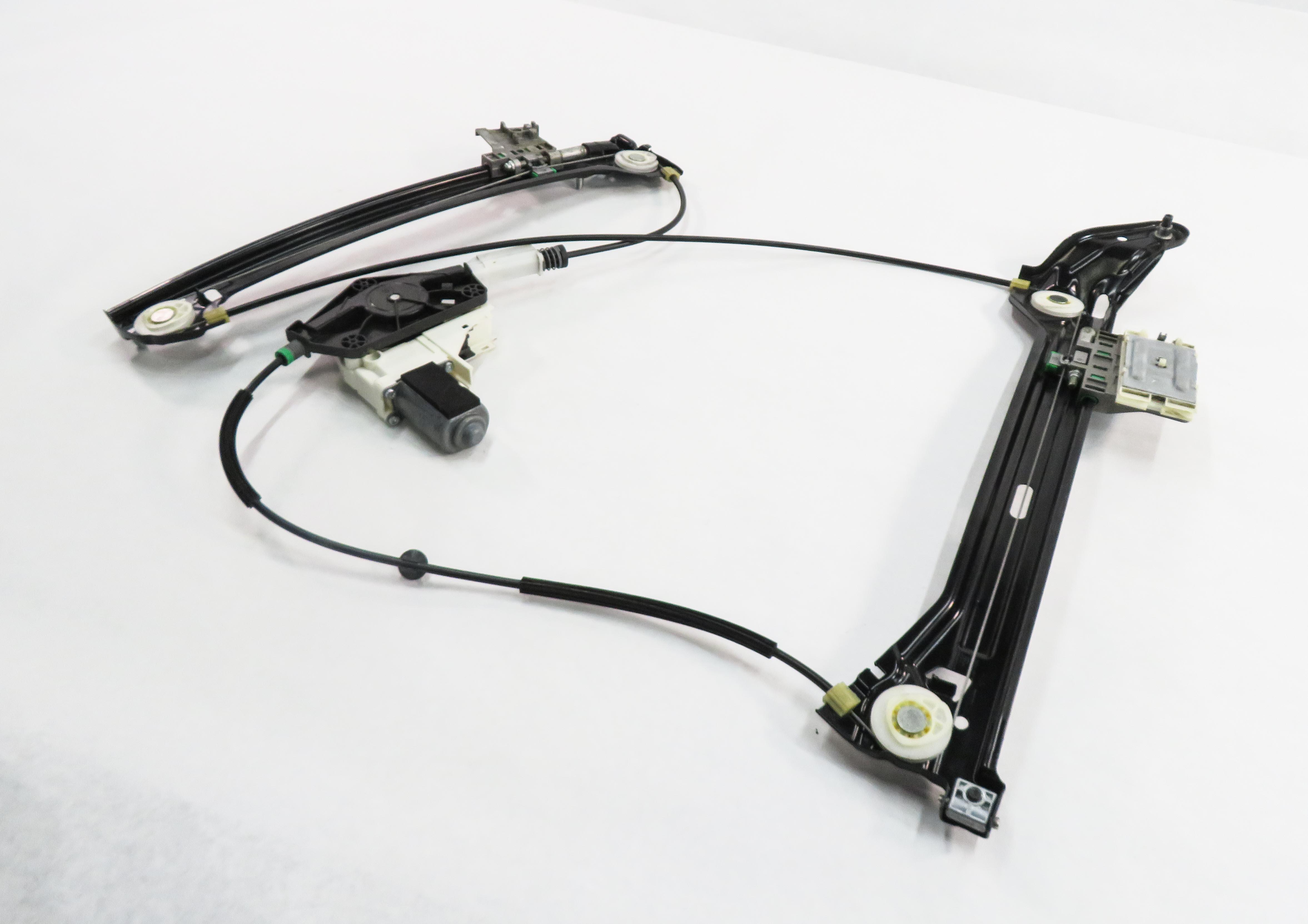 2013 AUDI S5 (B8 8T) RIGHT FRONT PASSENGER POWER WINDOW REGULATOR w/ MOTOR — exact item pictured