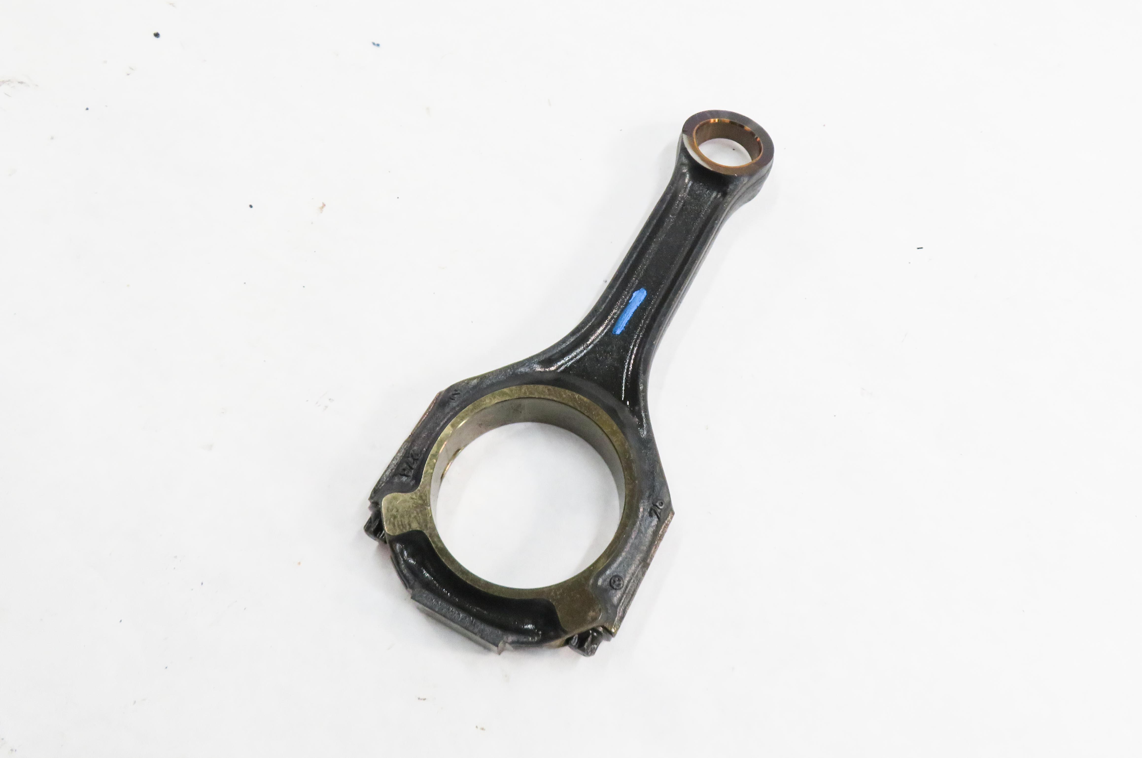 12-20 MERCEDES CL550 E550 GL450 GL550 ML550 S550 CLS550 - 4.6L CONNECTING ROD — exact item pictured