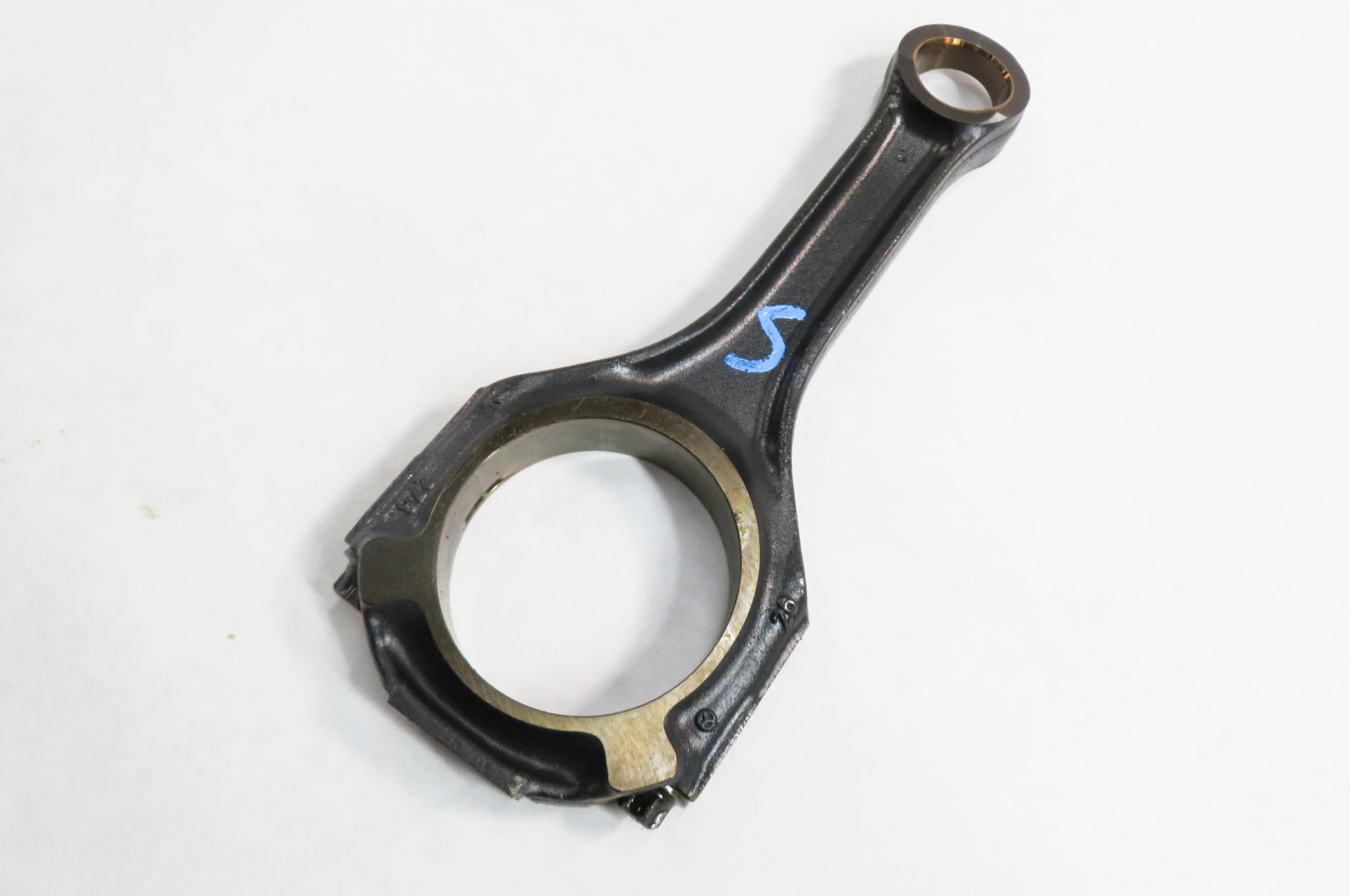 12-20 MERCEDES CL550 E550 GL450 GL550 ML550 S550 CLS550 - 4.6L CONNECTING ROD — exact item pictured