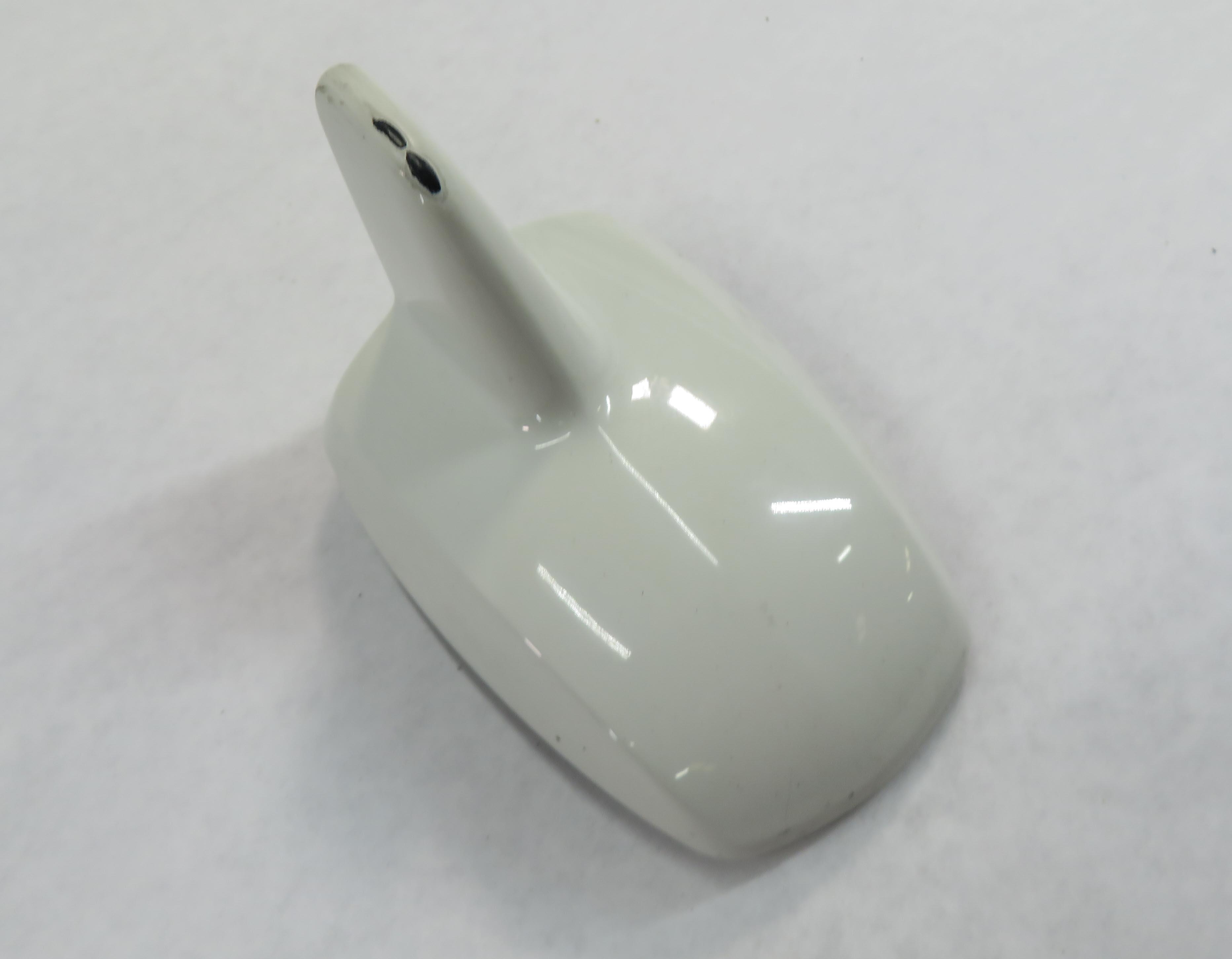 2013 MERCEDES GL450 (X166) RADIO STEREO ANTENNA (CALCITE WHITE 650U) — exact item pictured