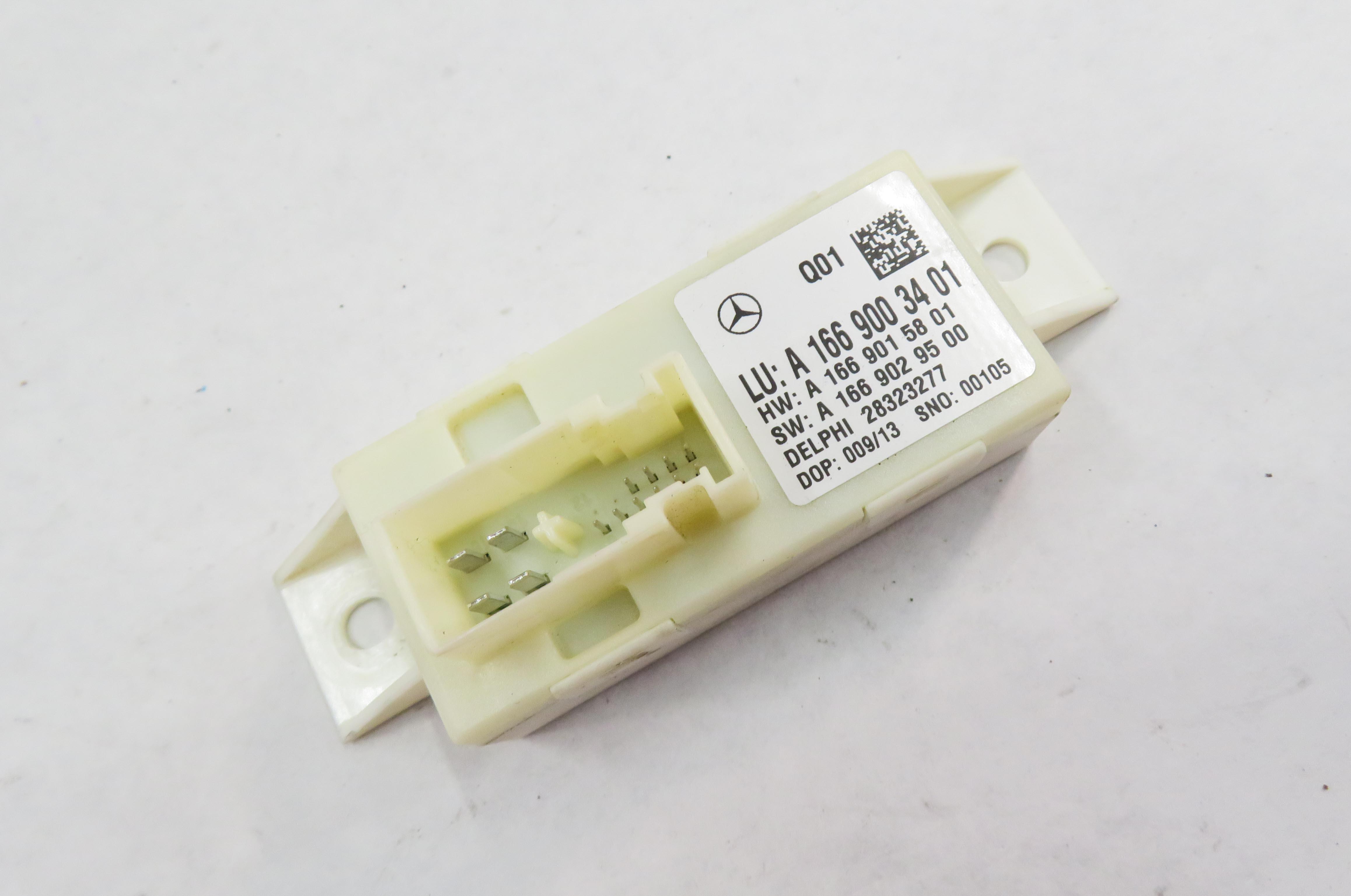 2013 MERCEDES GL450 (X166) HEADLIGHT RANGE CONTROL MODULE — exact item pictured