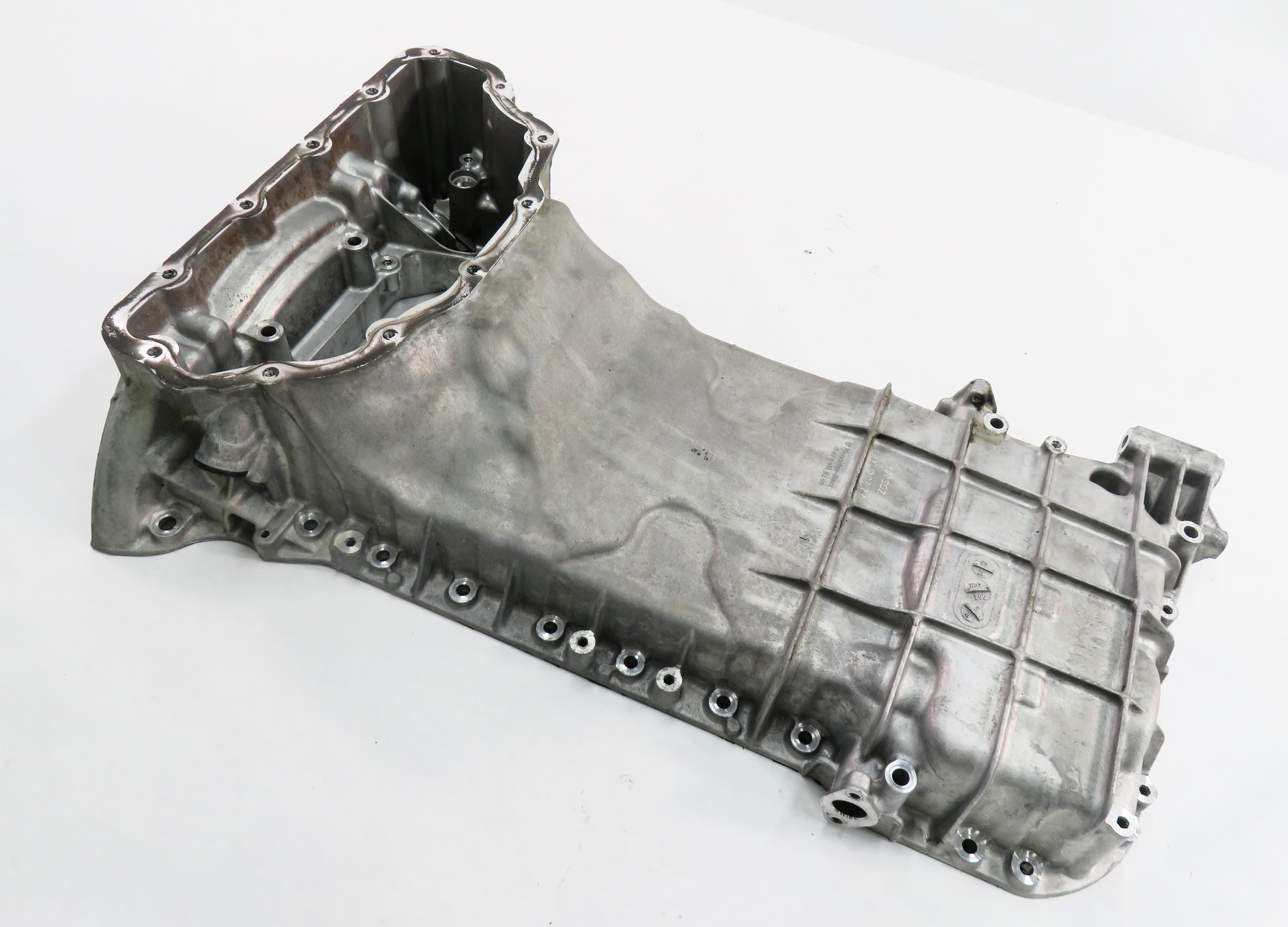 2012-2020 MERCEDES E550 GL450 GL550 ML550 SL550 CLS550 - 4.6L V8 UPPER OIL PAN — exact item pictured