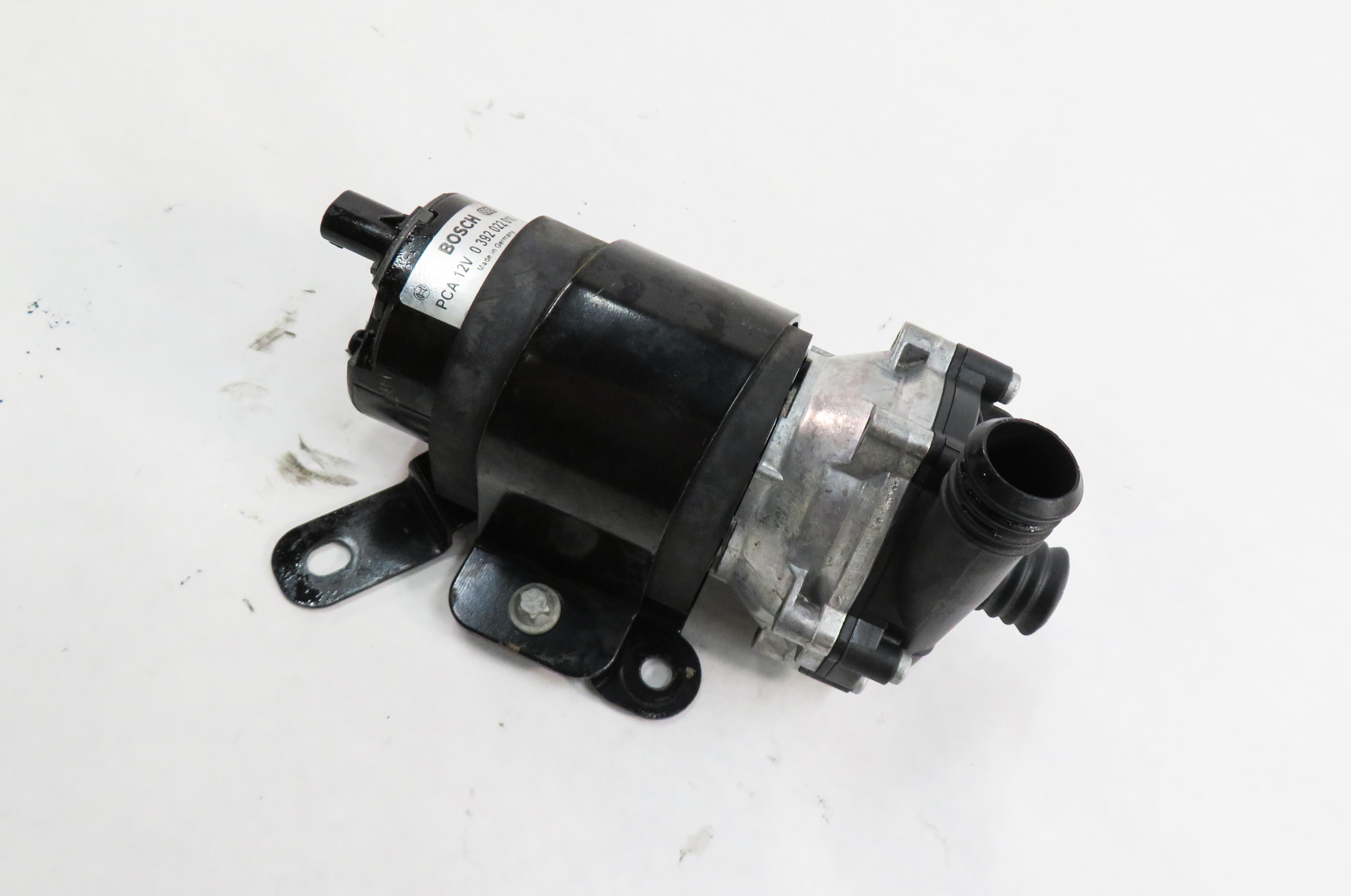 2013 MERCEDES GL450 (X166) 4.6L M278 TWIN TURBO ENGINE - AUXILIARY WATER PUMP — exact item pictured