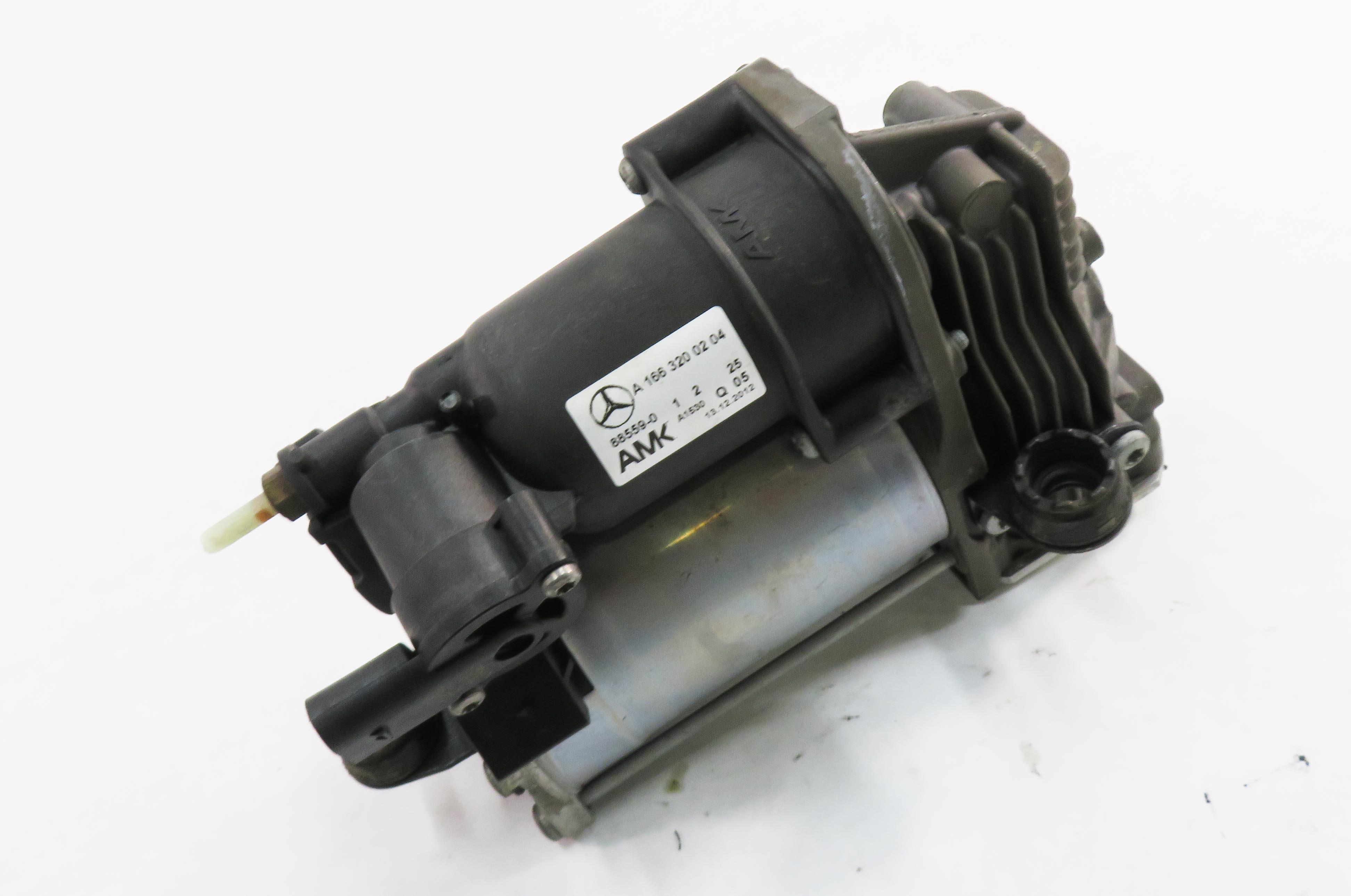 13-19 MERCEDES GL350 GL450 GL550 ML350 ML550 (W166 X166) SUSPENSION COMPRESSOR — exact item pictured