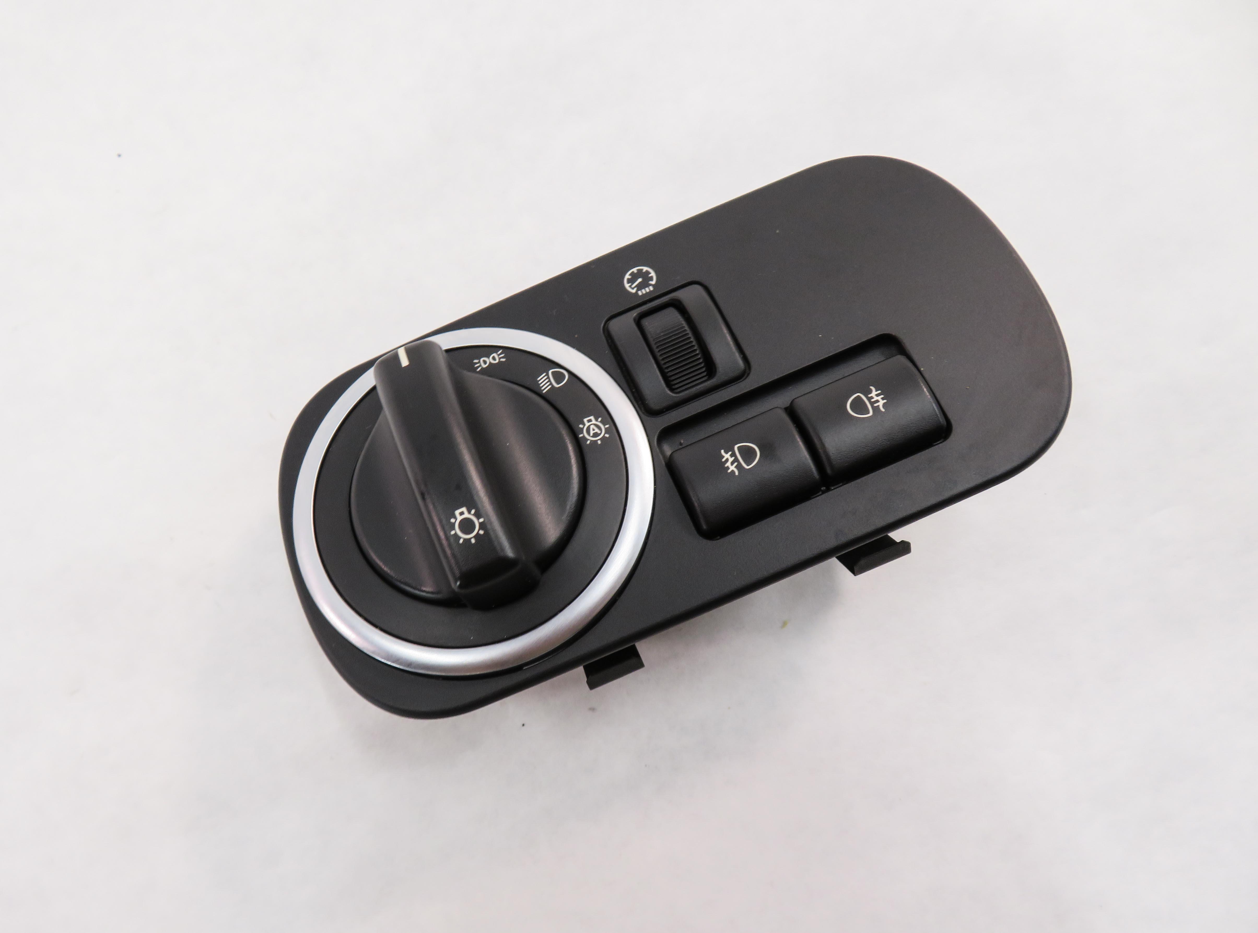 2010-2013 LAND ROVER LR4 - RANGE ROVER SPORT (L320) HEADLIGHT SWITCH CONTROL — exact item pictured
