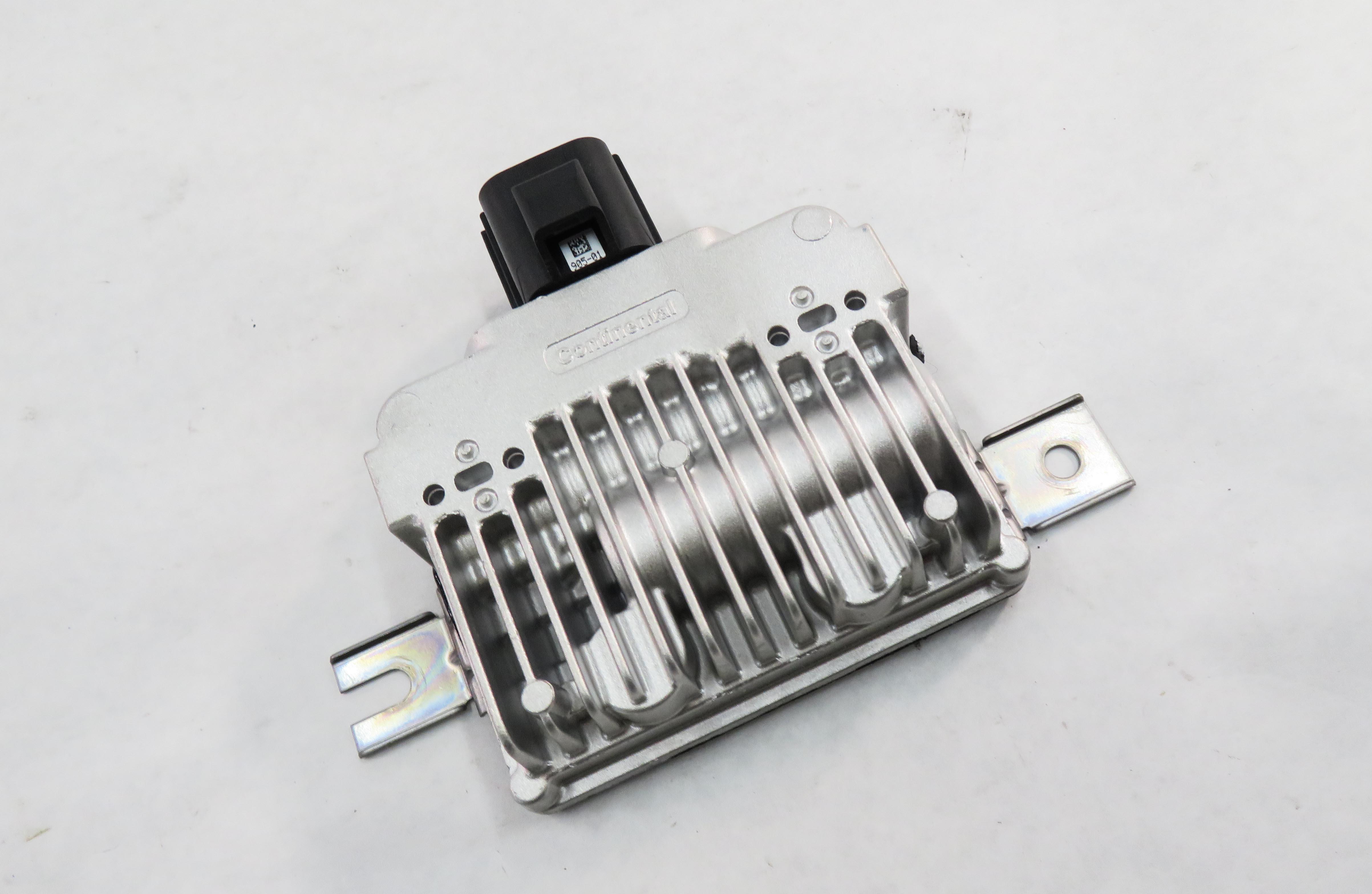 2010-2015 LR2 LR4 EVOQUE RANGE ROVER SPORT (L320 L538) FUEL PUMP CONTROL MODULE — exact item pictured