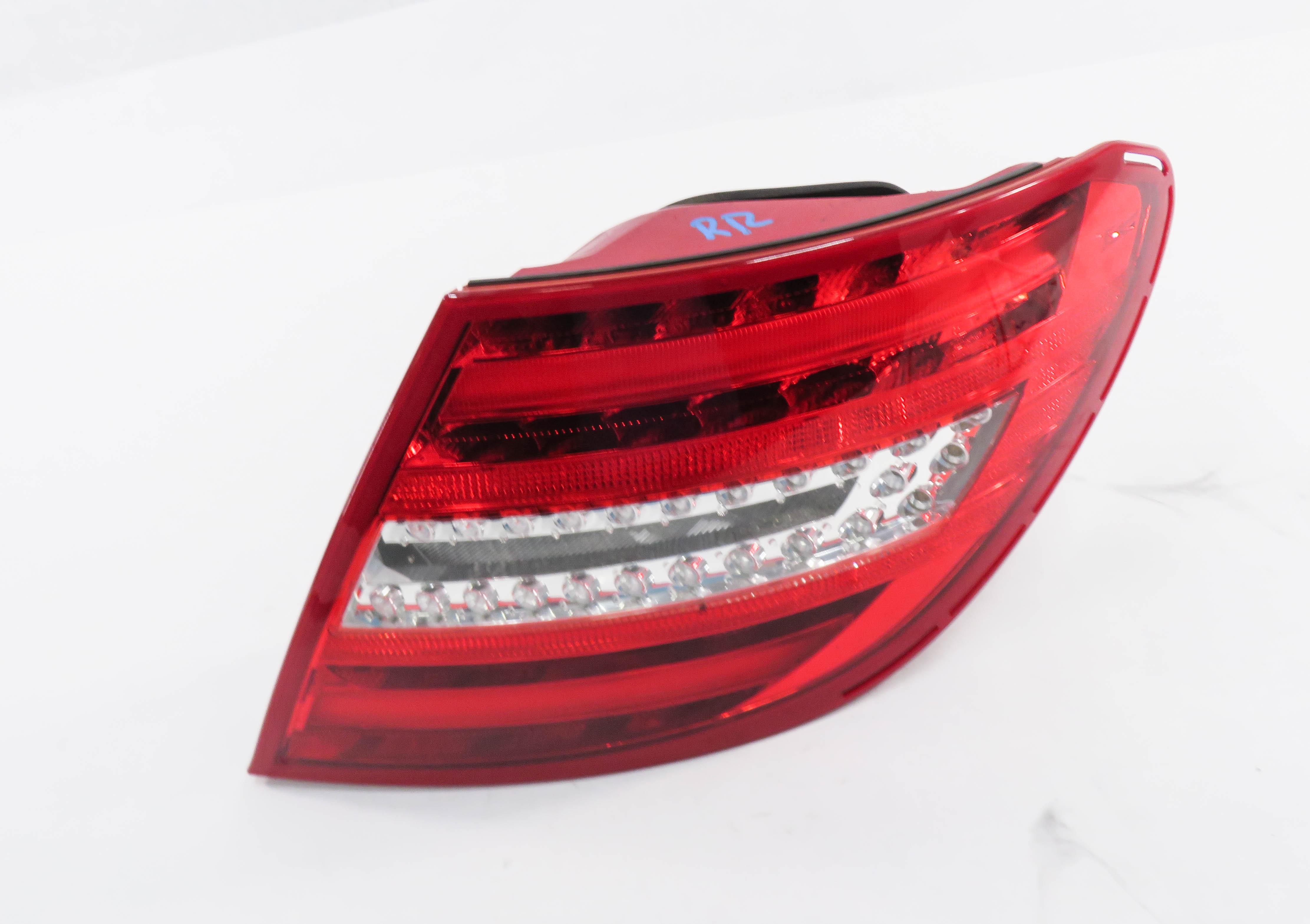 12-15 MERCEDES BENZ C250 C300 C350 (W204) RIGHT PASSENGER TAILLIGHT BRAKE LIGHT — exact item pictured