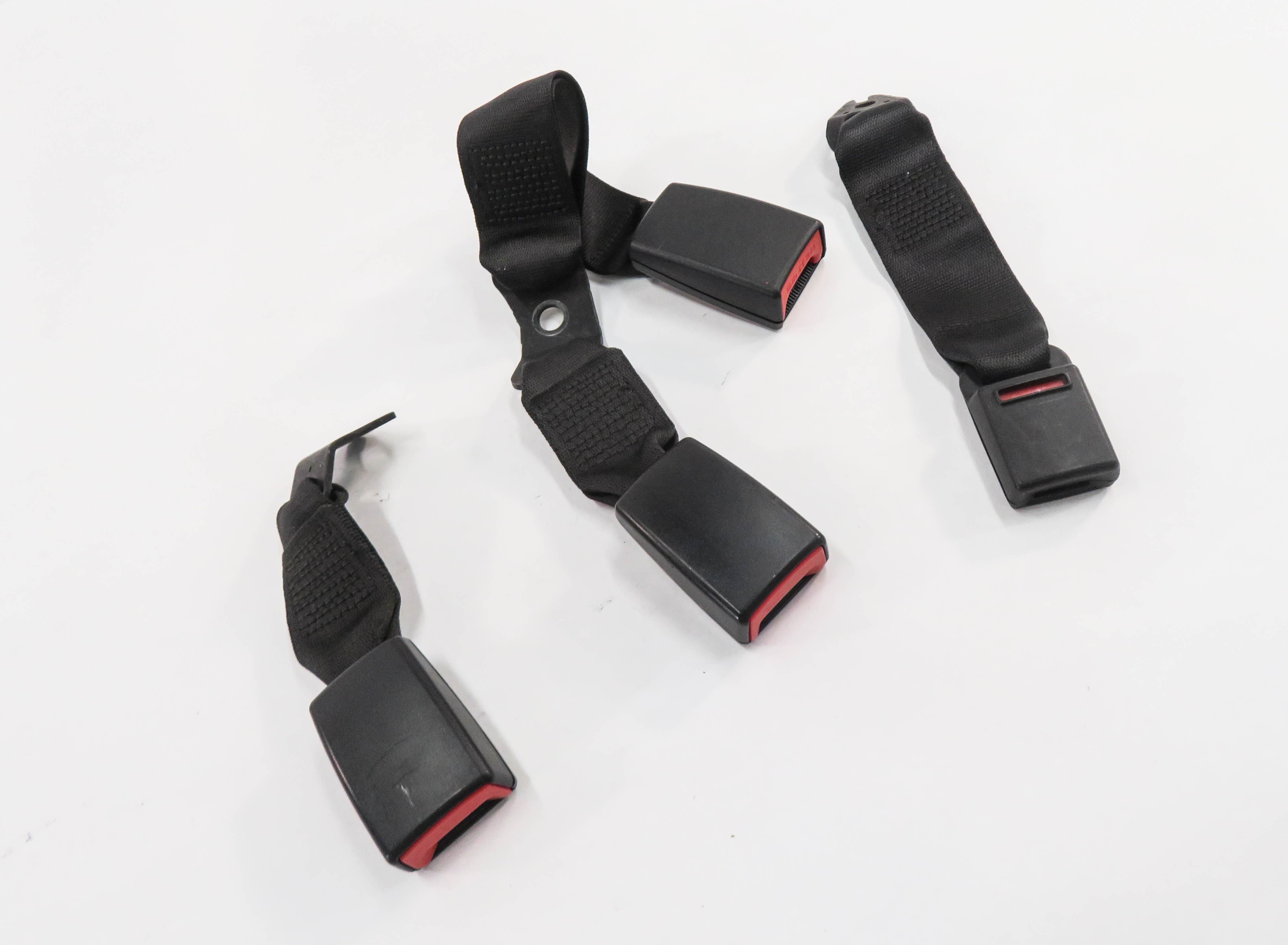 2011 BMW 335i (E90) REAR SEAT SEATBELT BUCKLE RECEIVER SET-3 (BLACK) — exact item pictured