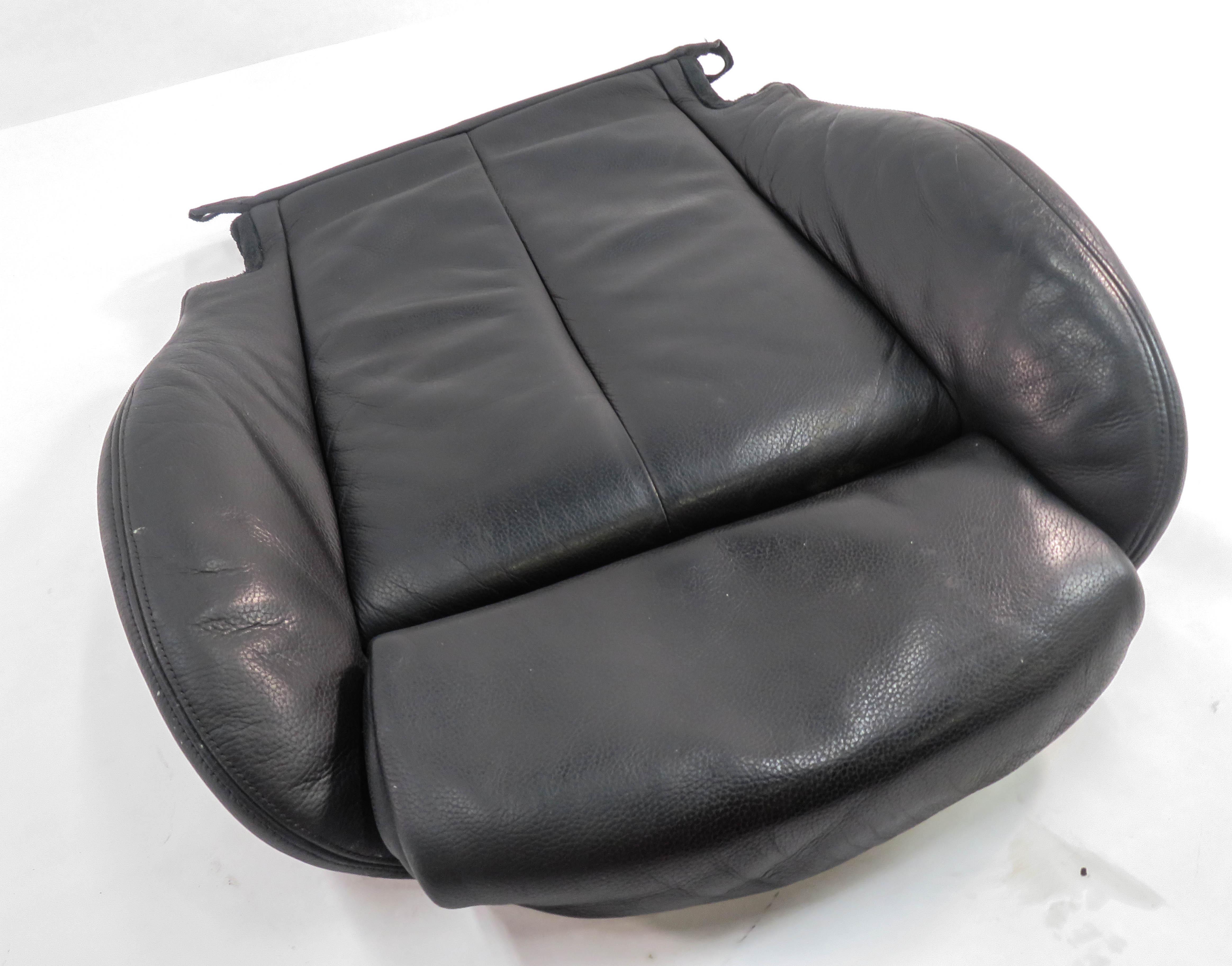 2006 BMW M6 ///M (E63) DRIVER - LOWER BOTTOM HEATED SPORT SEAT CUSHION (BLACK) — exact item pictured