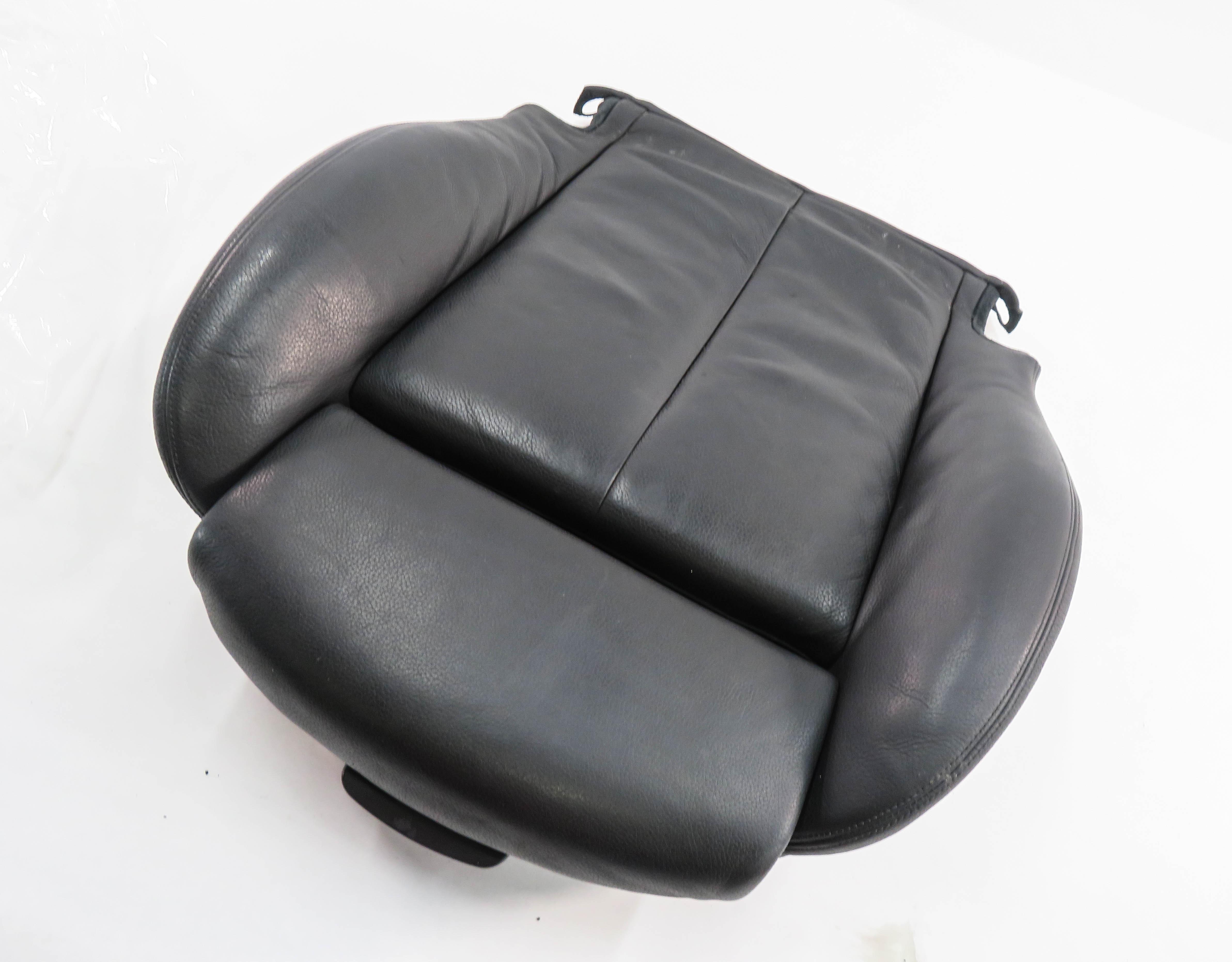 2006 BMW M6 ///M (E63) PASSENGER LOWER BOTTOM HEATED SPORT SEAT CUSHION (BLACK) — exact item pictured