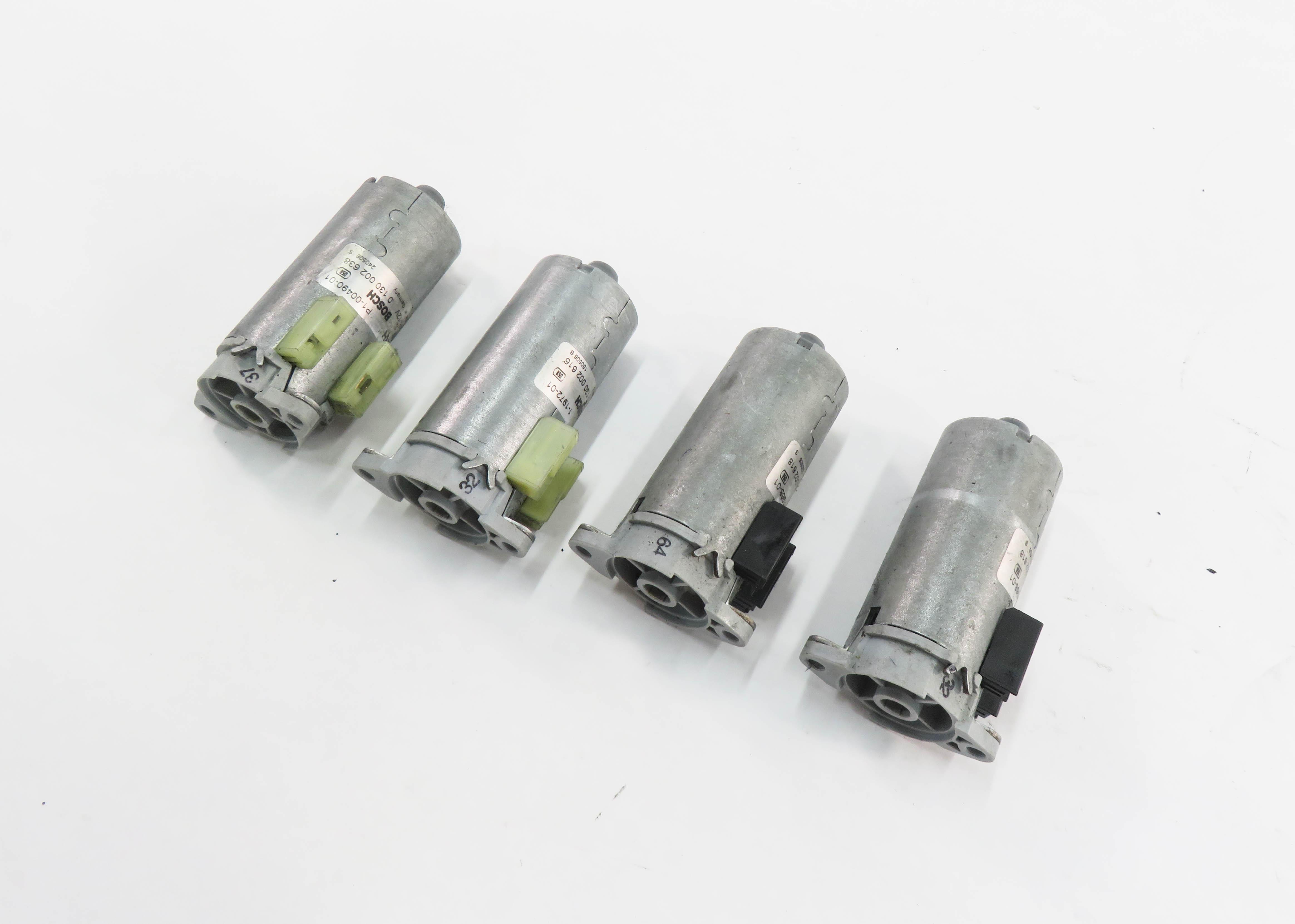2006 BMW M6 ///M (E63) RIGHT FRONT PASSENGER SEAT ADJUSTMENT MOTOR SET-4 — exact item pictured