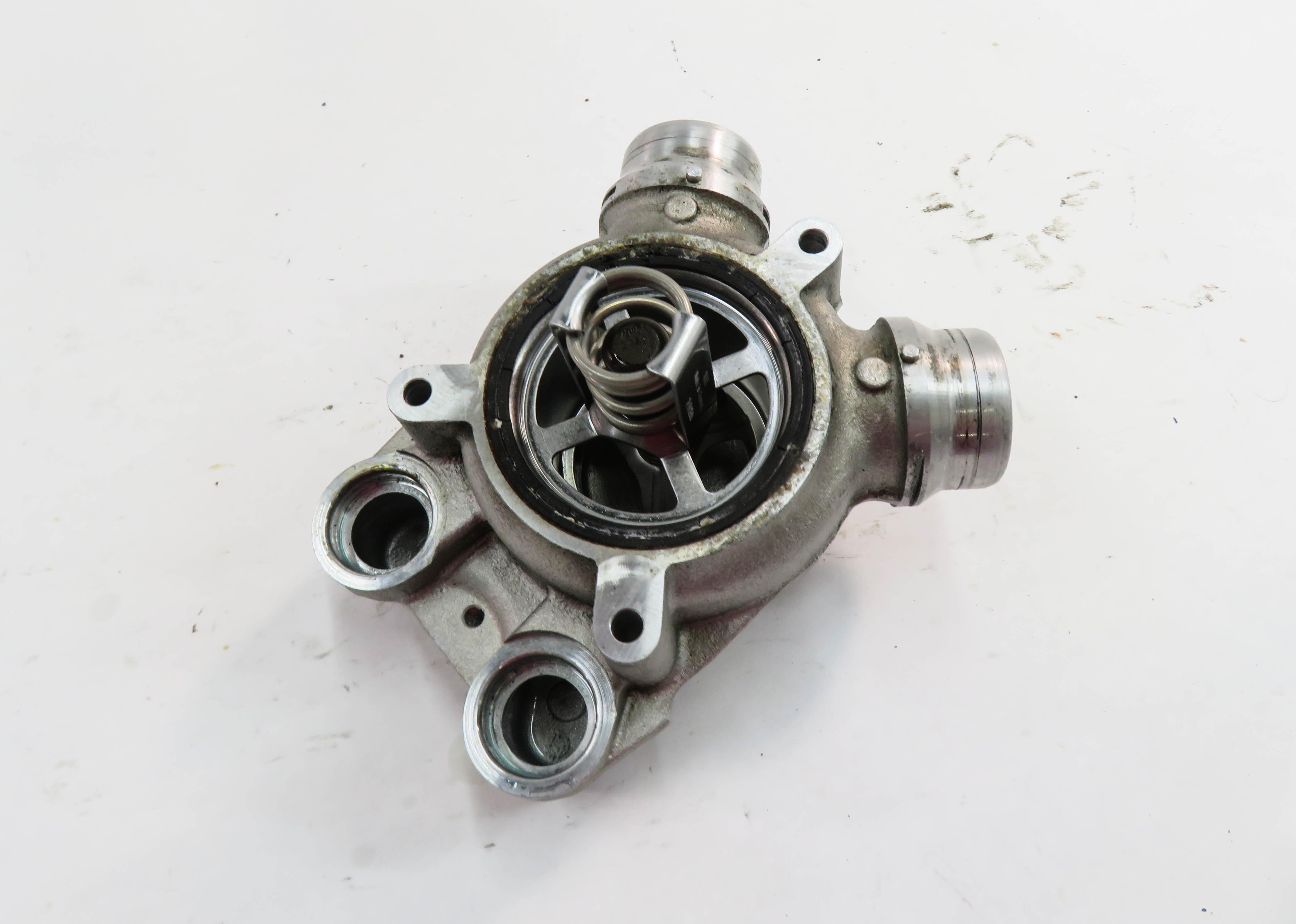 2006 BMW M6 ///M (E63) 5.0L S85 V10 ENGINE - THERMOSTAT HOUSING — exact item pictured