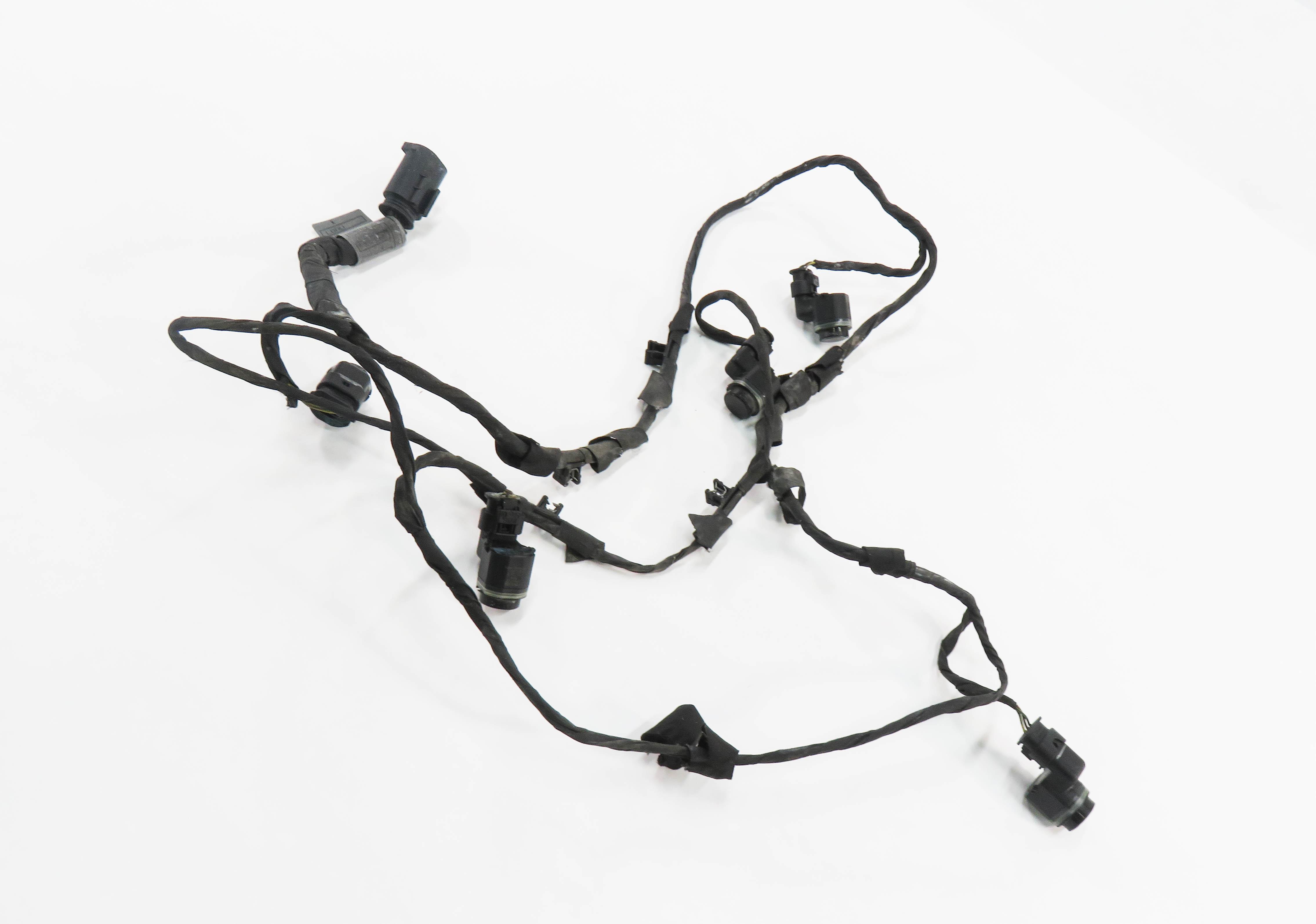 2011 BMW 750i (F01) FRONT PDC PARK DISTANCE SENSOR SET w/ HARNESS (BLACK 475) — exact item pictured
