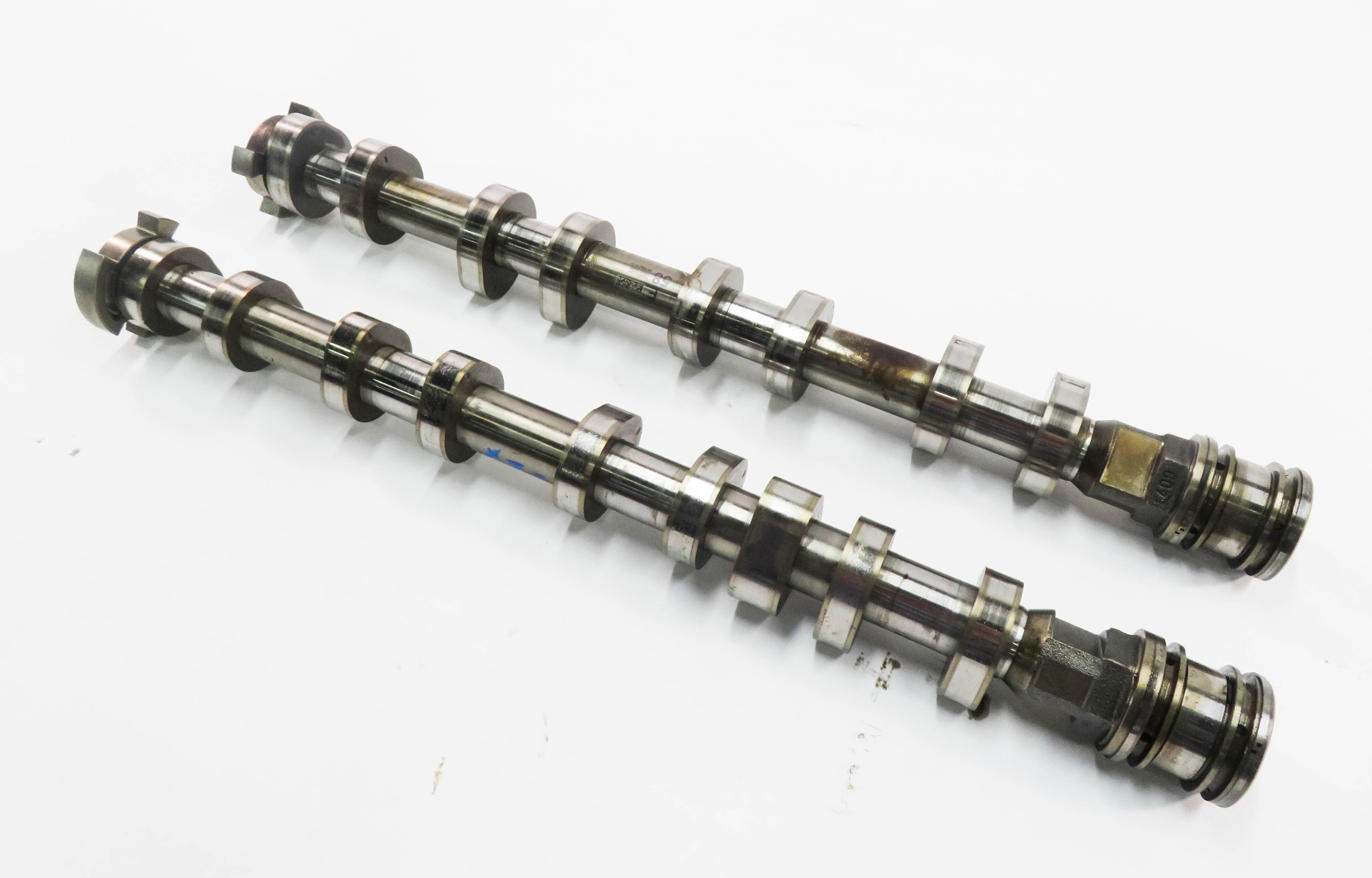 08-14 BMW 550i 750i X5 X6 (F01 E70 F10 E71) 4.4L TWIN TURBO LEFT CAMSHAFT SET-2 — exact item pictured
