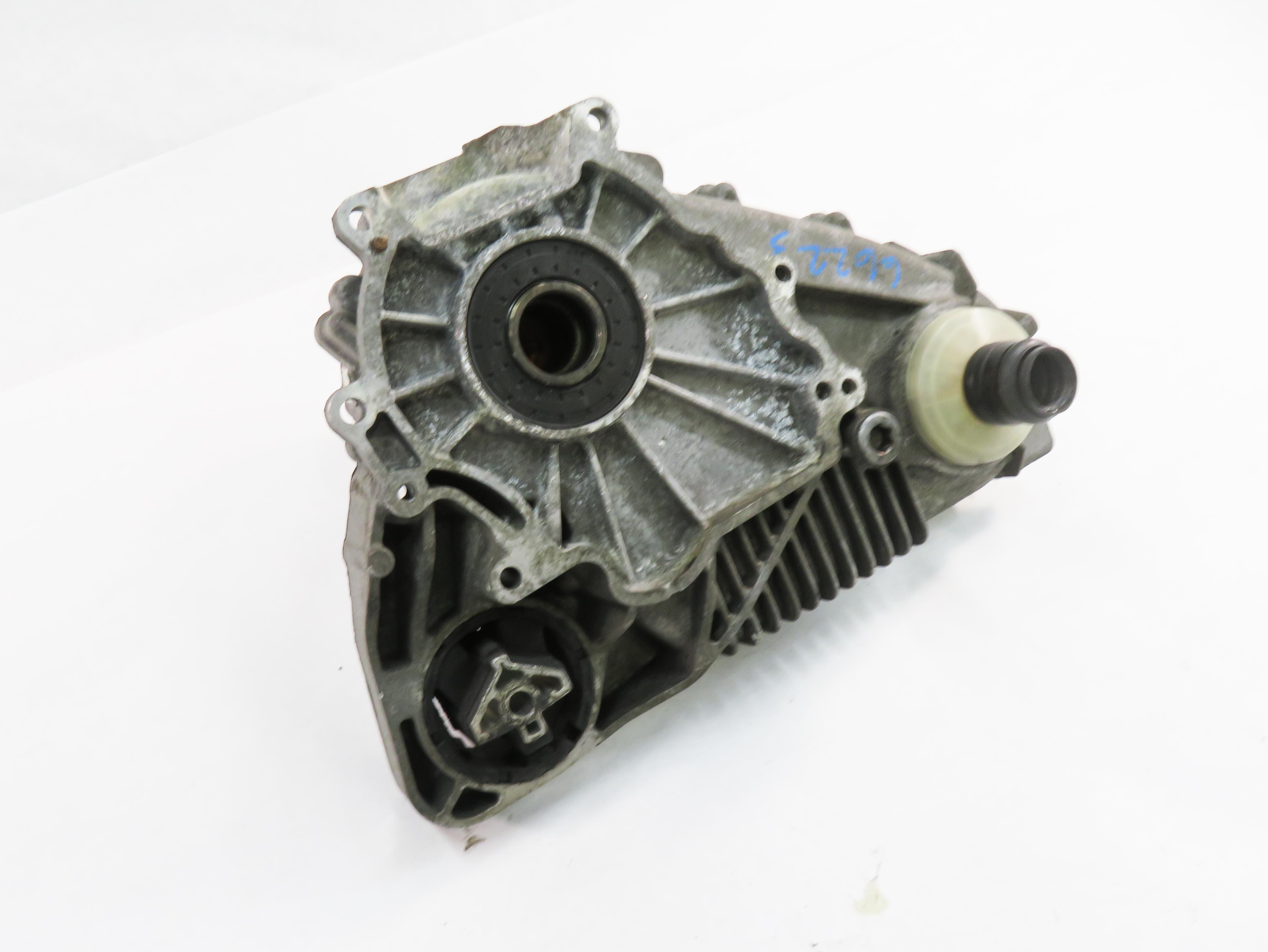 2008-2014 BMW X6 (E72) 4.4L ACTIVEHYBRID - FRONT TRANSFER CASE — exact item pictured