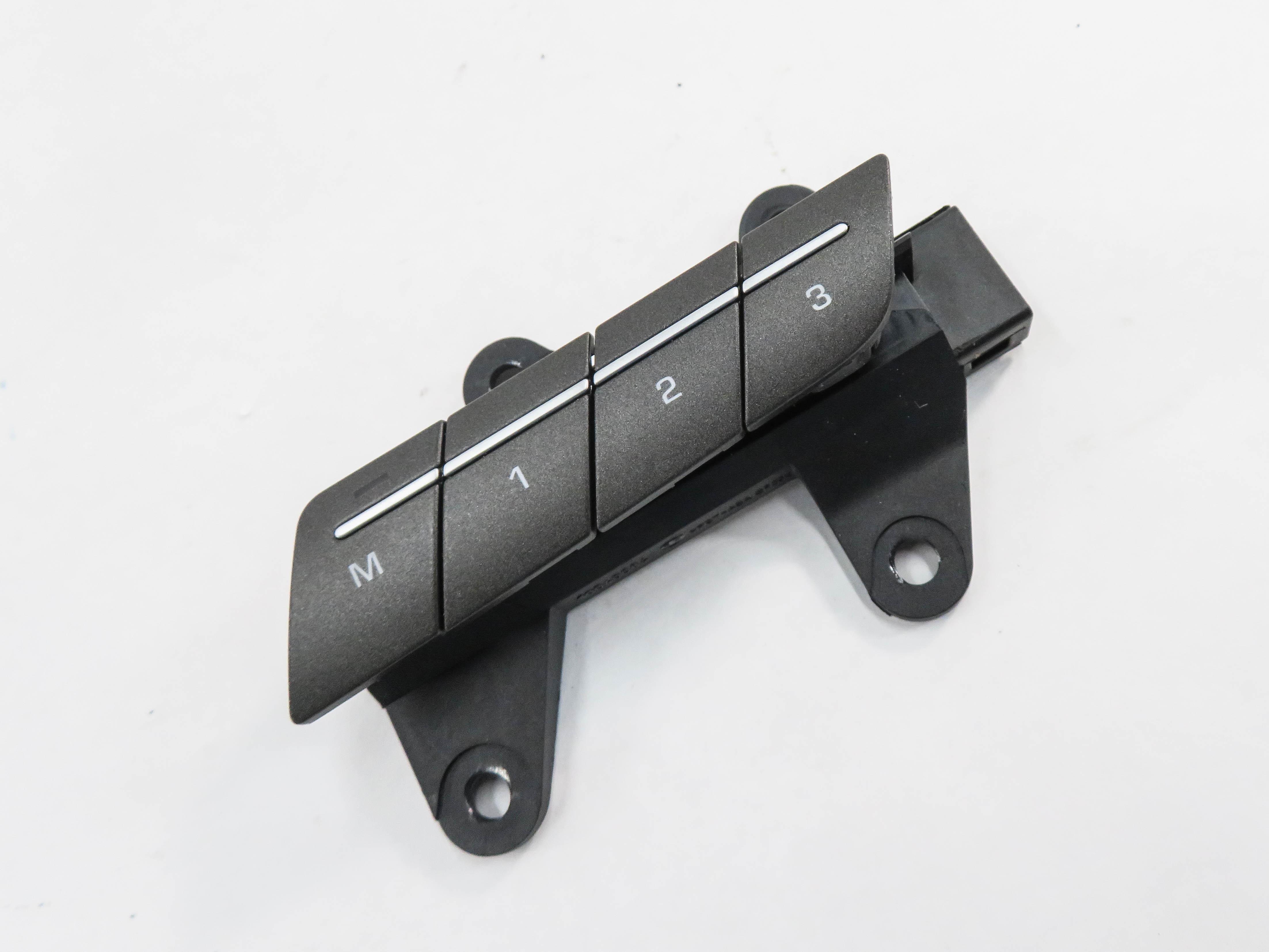 2016 RANGE ROVER EVOQUE (L538) RIGHT FRONT PASSENGER SEAT MEMORY SWITCH BUTTON — exact item pictured