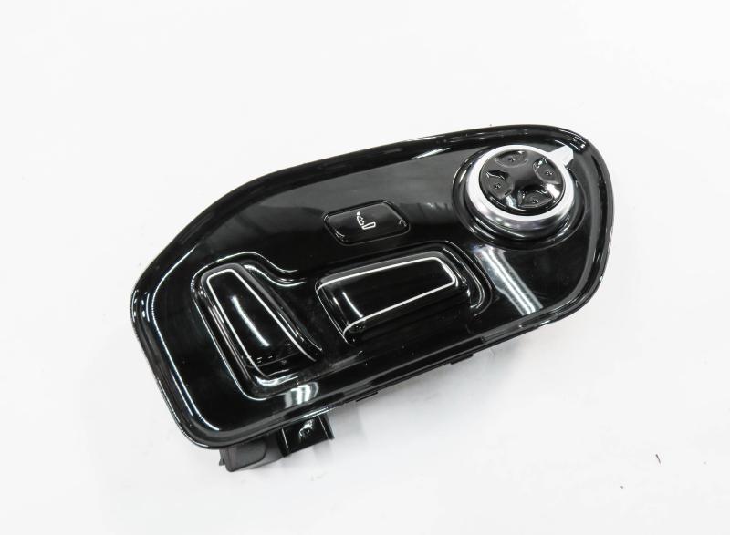 2014 AUDI S8 (D4 4H) RIGHT FRONT PASSENGER SEAT ADJUSTMENT SWITCH BUTTON — exact item pictured