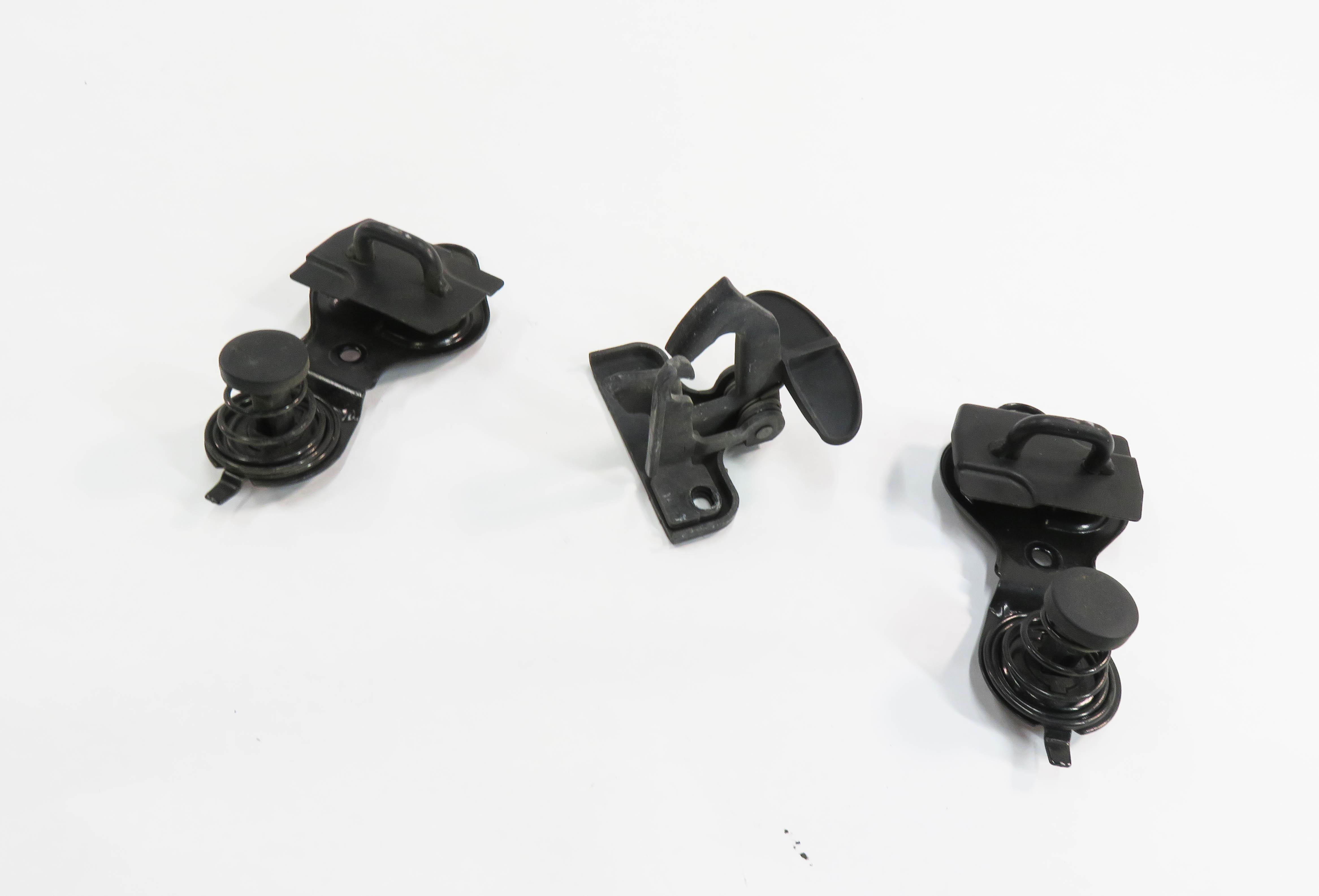 2008 MERCEDES BENZ CLS550 (W219) FRONT HOOD SAFETY LATCH SPRING SET-3 — exact item pictured