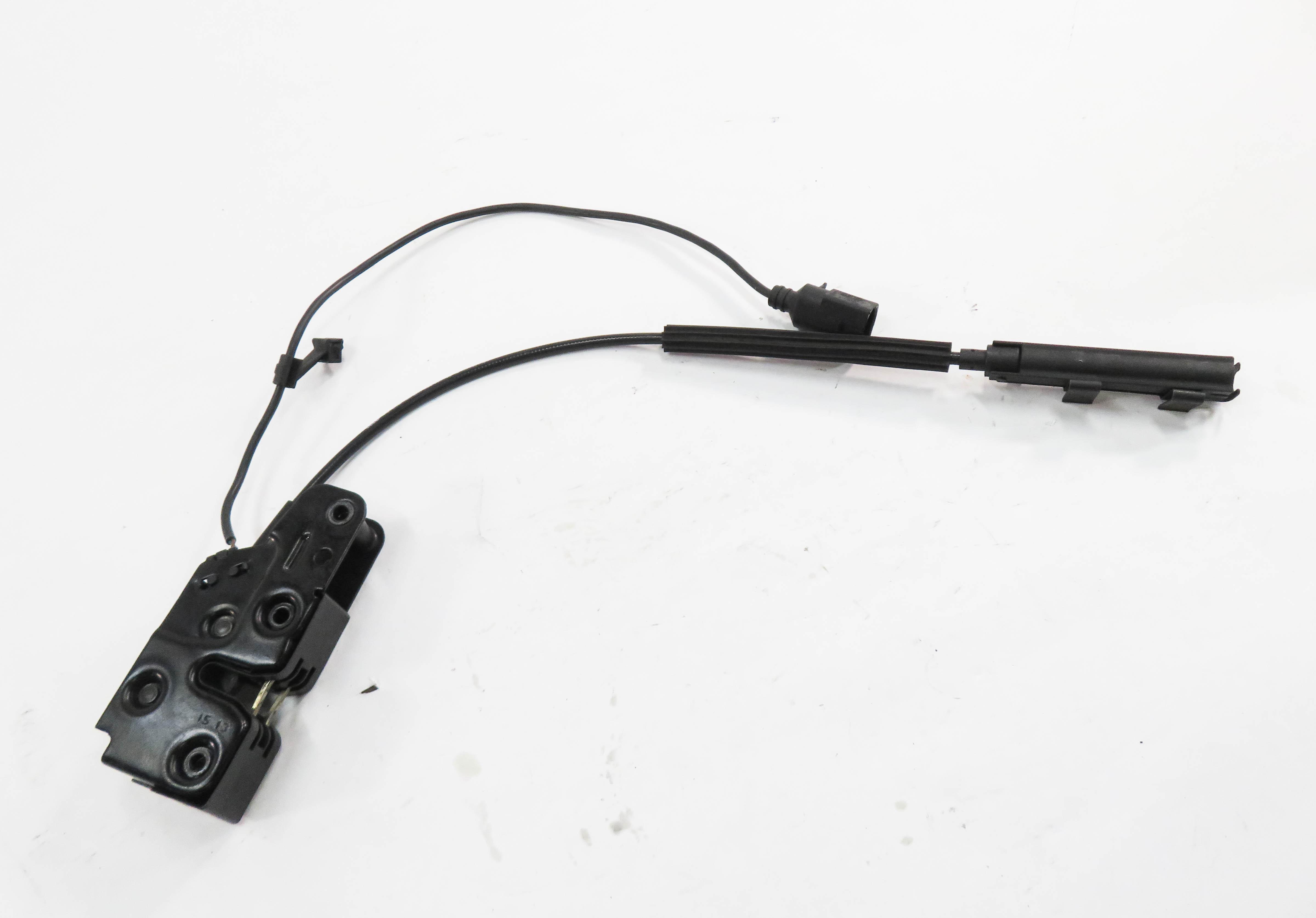 2014 AUDI Q5 (B8 8R) FRONT LOWER HOOD LOCK LATCH ACTUATOR — exact item pictured