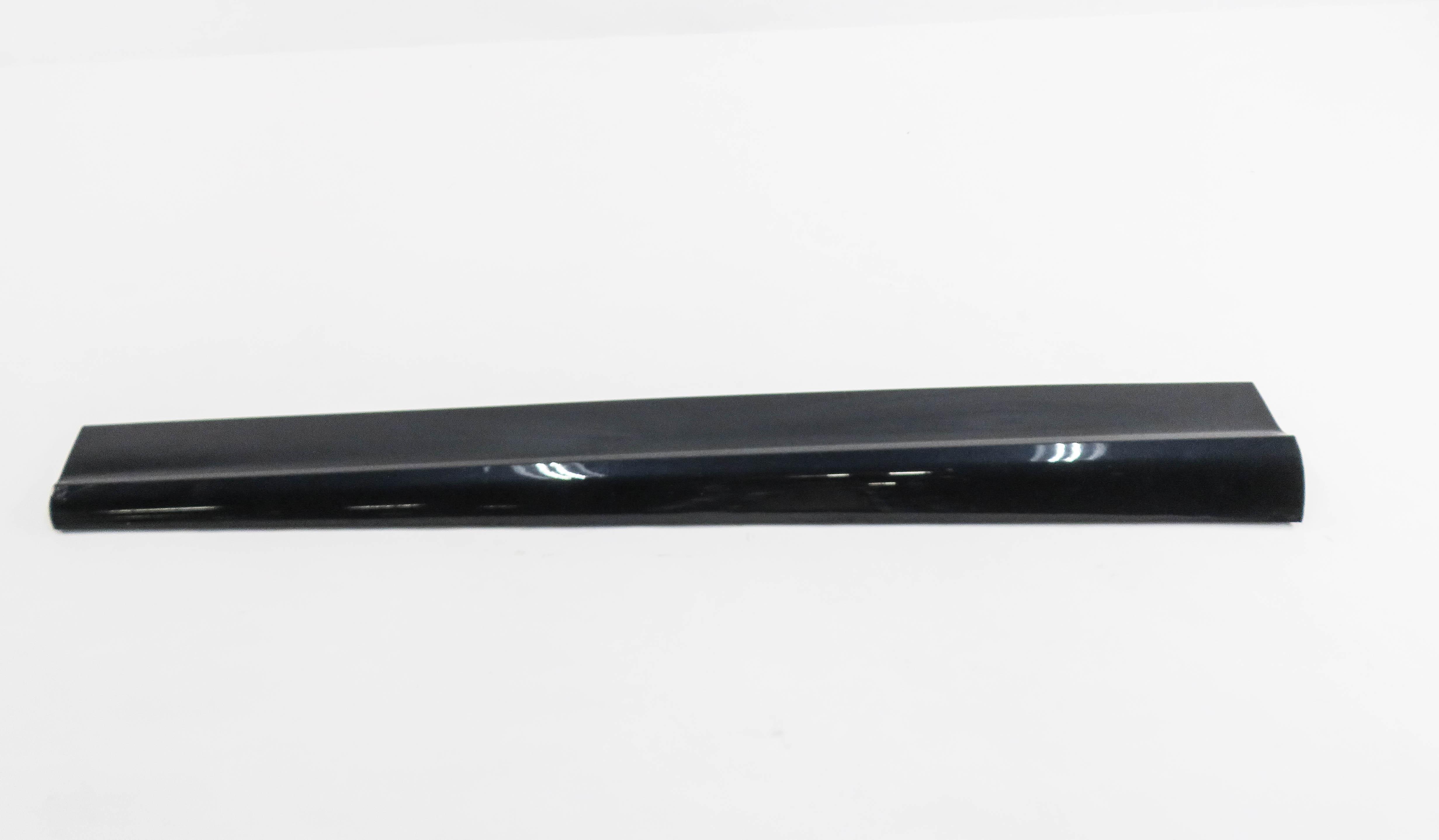 2014 AUDI Q5 (B8 8R) LEFT FRONT DRIVER DOOR LOWER MOULDING RUNNER TRIM (BLUE) — exact item pictured