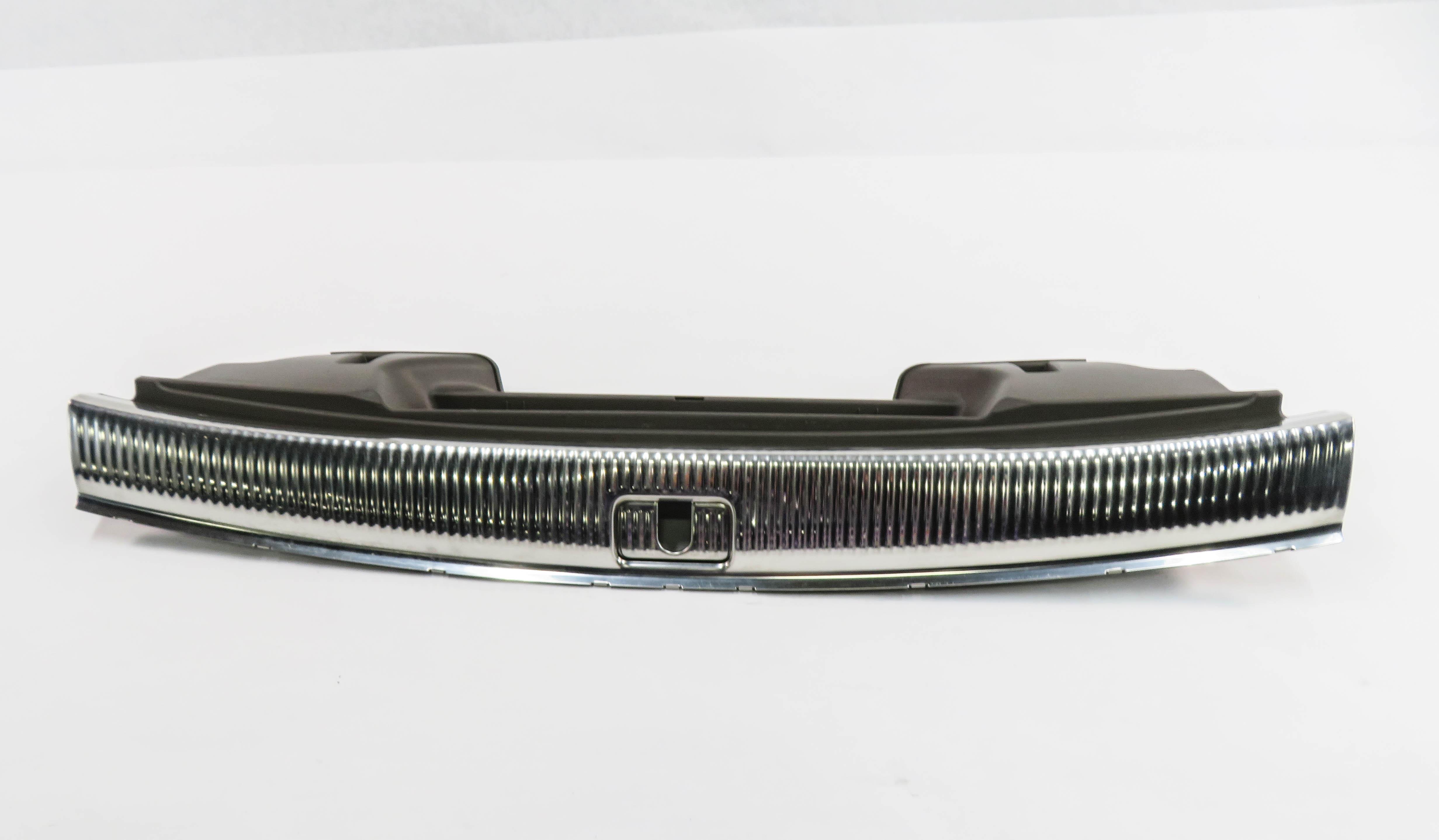 2014 AUDI Q5 (B8 8R) REAR TRUNK SCUFF PANEL TRIM LATCH COVER — exact item pictured