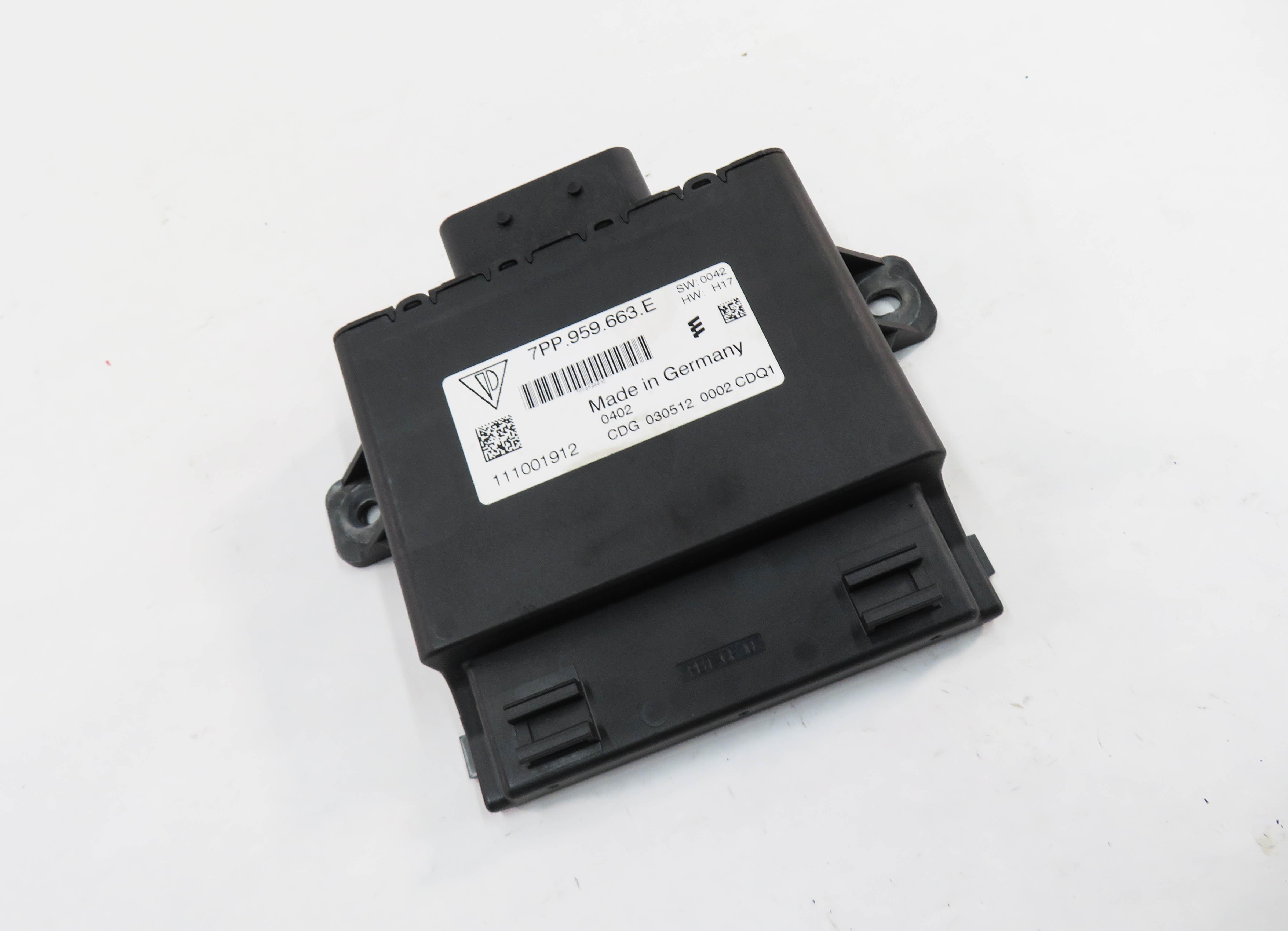 2012 PORSCHE PANAMERA (970 G1) VOLTAGE CONVERTER CONTROL MODULE — exact item pictured